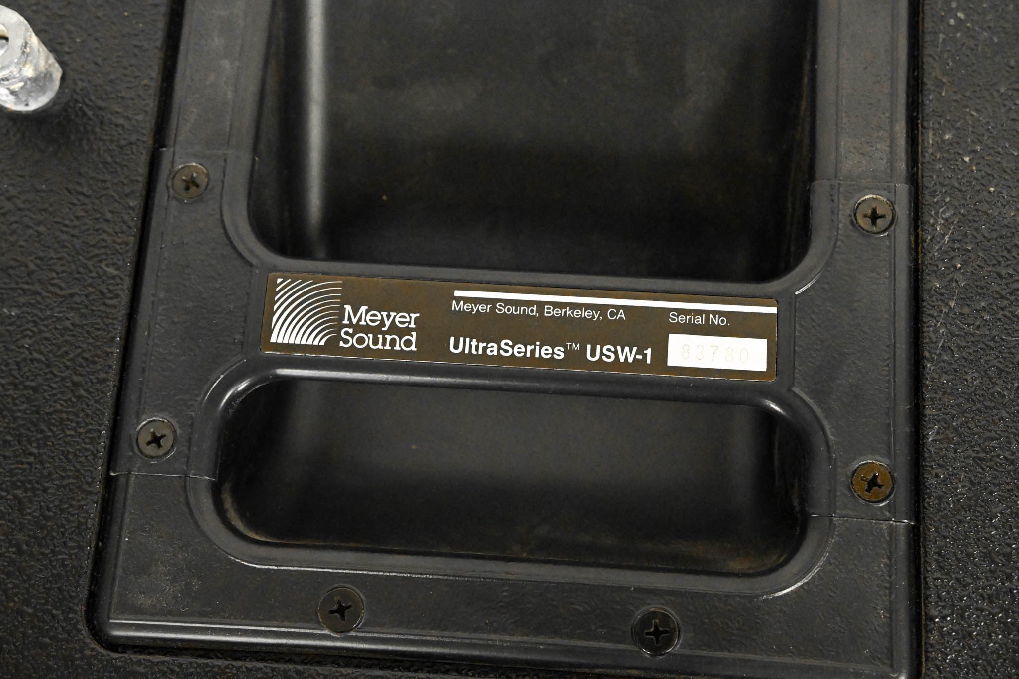 Meyer Sound UltraSeries USW-1 Dual 15" Passive Subwoofer