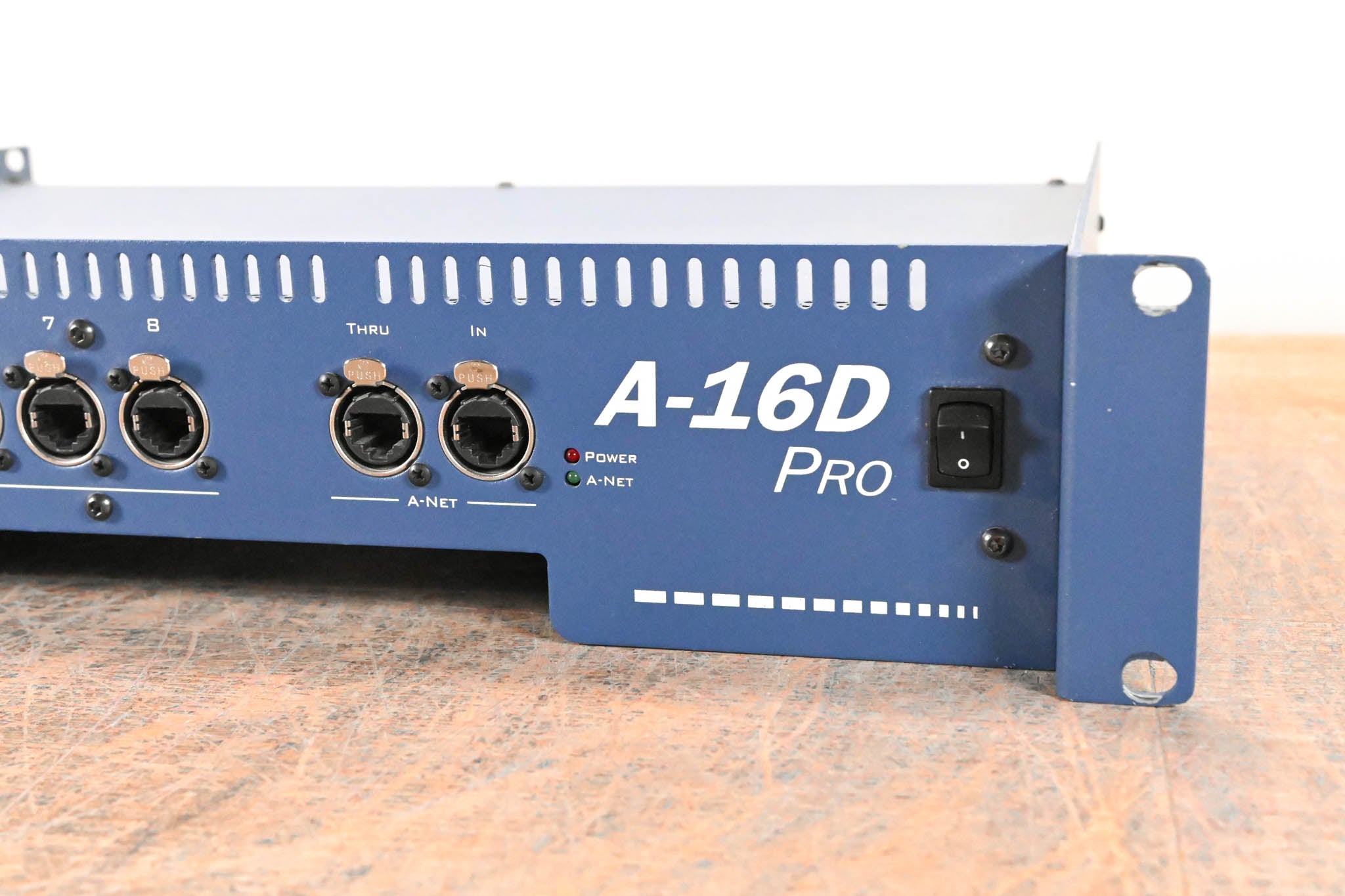 Aviom A-16D Pro A-Net Distributor