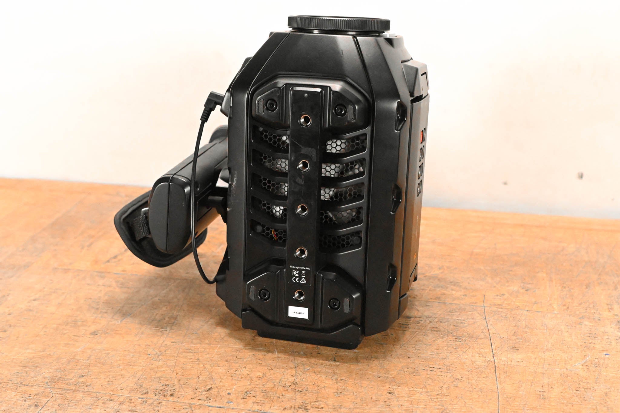 Blackmagic Design Ursa Mini 4K Digital Cinema Camera (PL Mount)