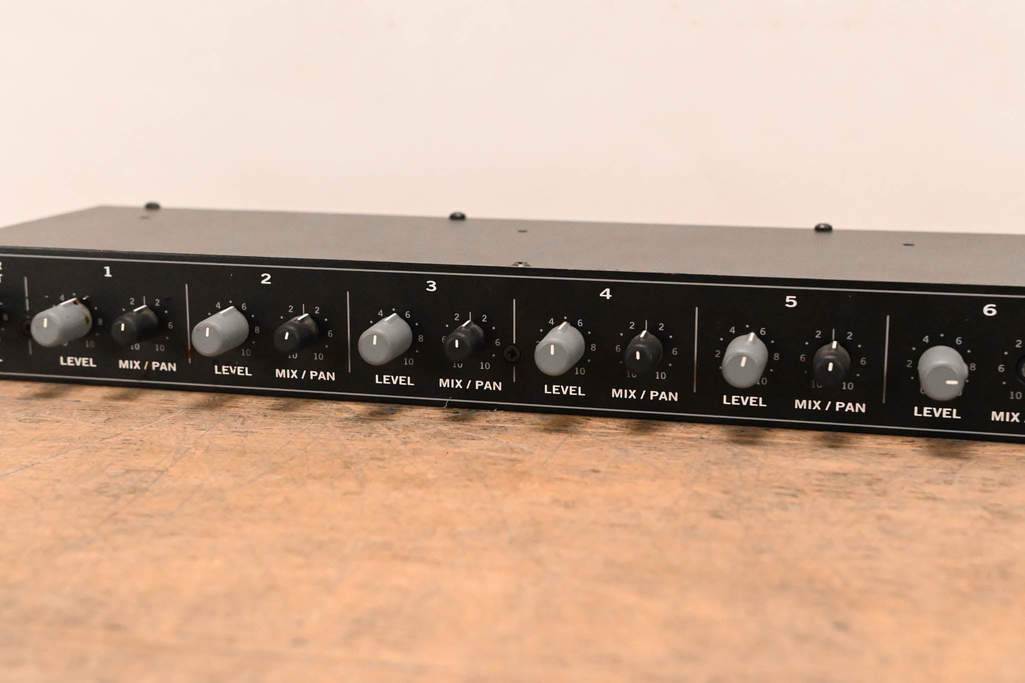 Rane SM 26B Splitter Mixer (NO POWER SUPPLY)