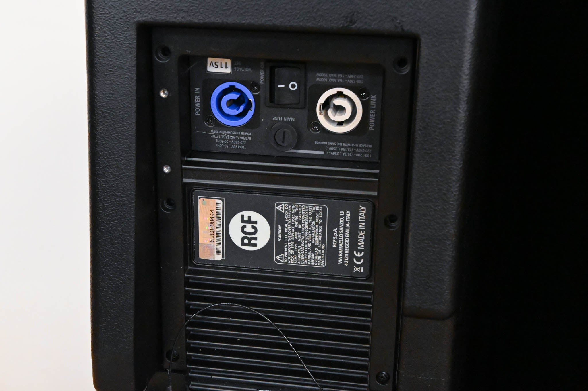 RCF HDL-20A Active Line Array Module (PAIR)