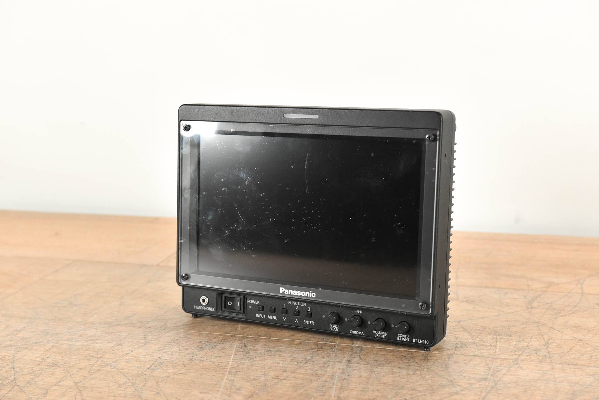 Panasonic BT-LH910G 9" LCD HDMI / SDI Video Monitor