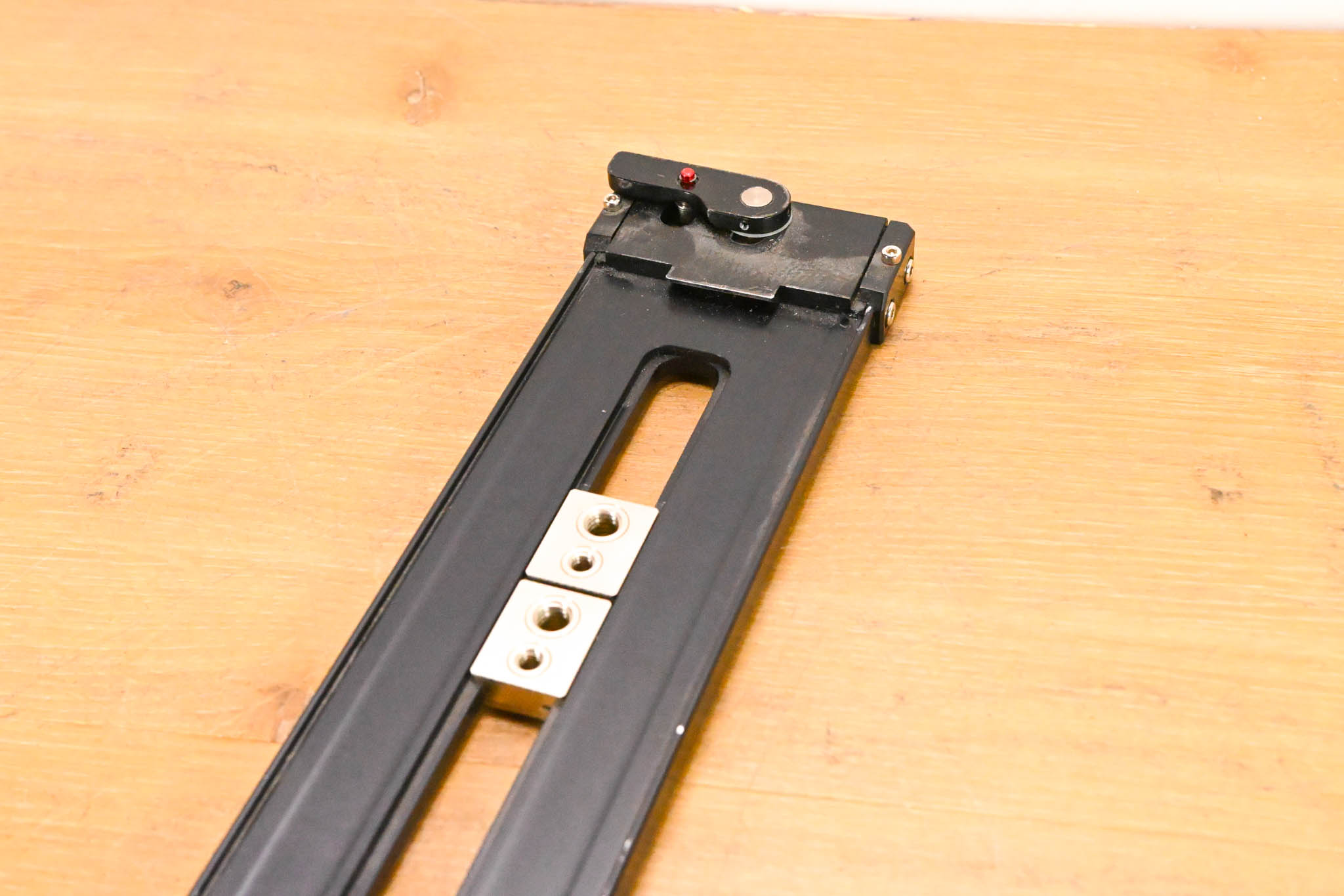 Hitachi TA-Z3 Tripod Quick Release Adapter