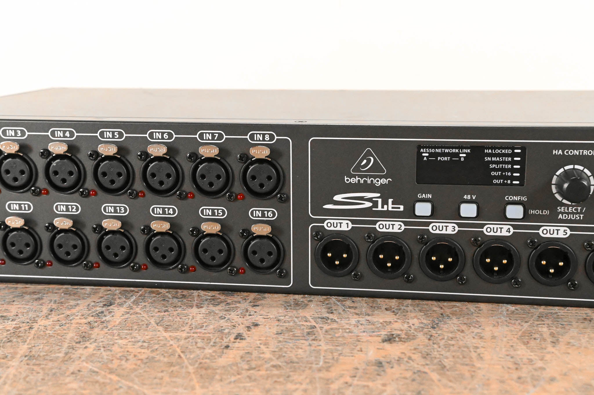 Behringer S16 16 x 8 Digital Stage Box