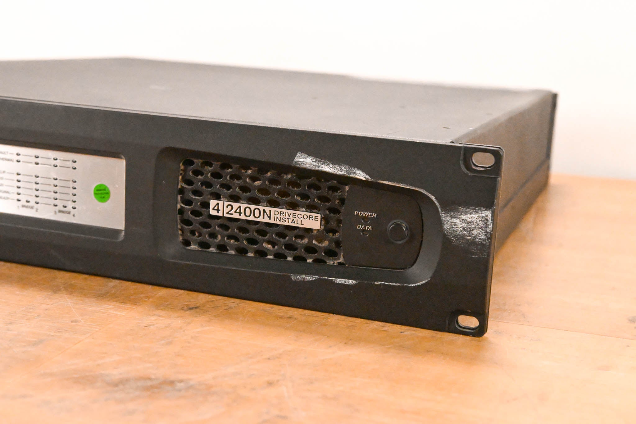 Crown DCi 4|2400N Four-Channel, 2400W @ 4Ω Power Amplifier with BLU link