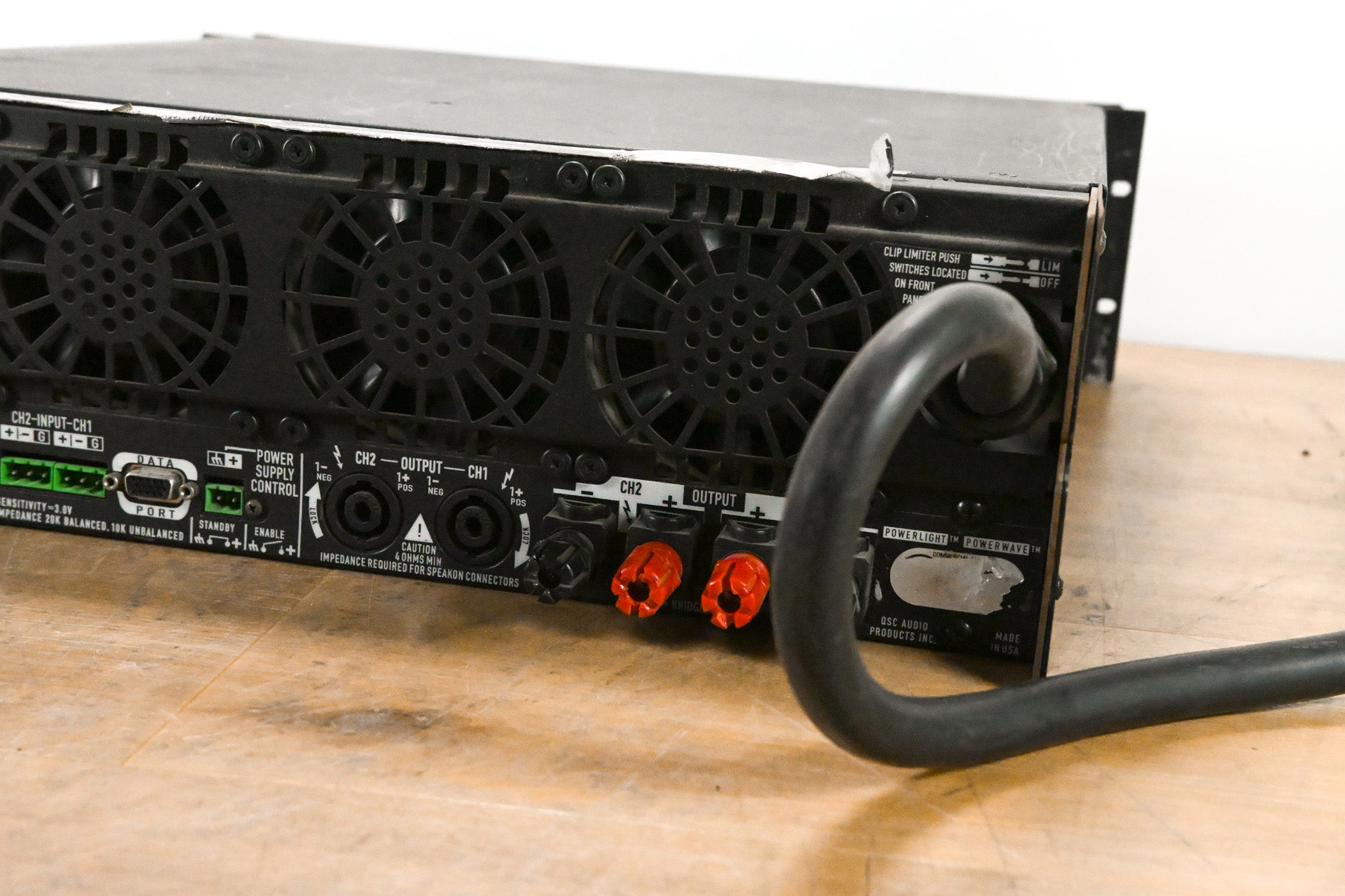 QSC PowerLight 9.0 PFC Power Factor Corrected 2-Channel Power Amplifier