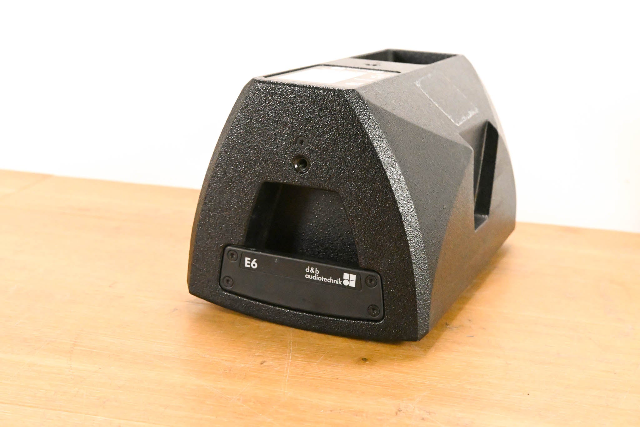 d&b audiotechnik E6 2-Way Passive Coaxial Loudspeaker