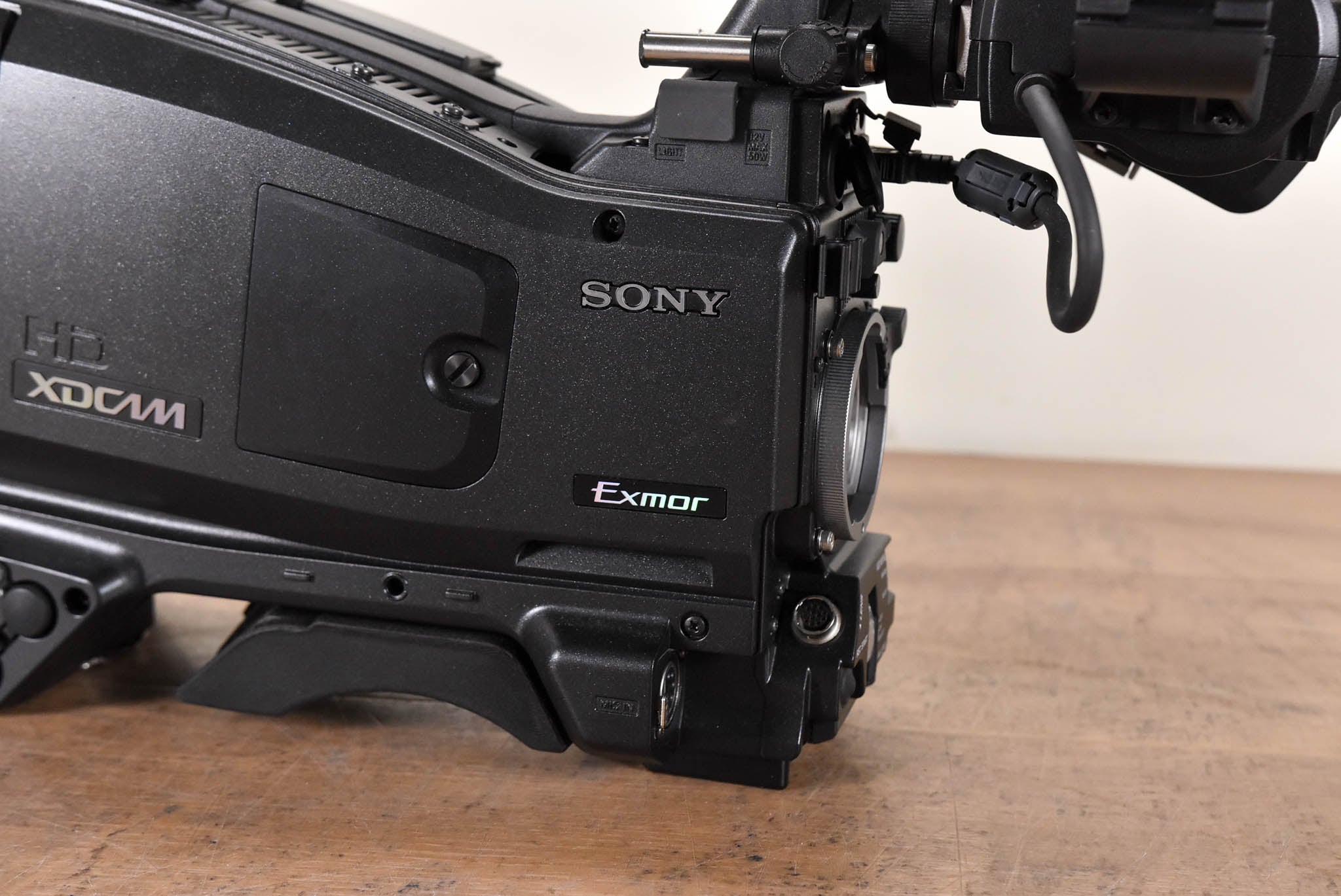 Sony PXW-X320 XDCAM Solid State Memory Camcorder