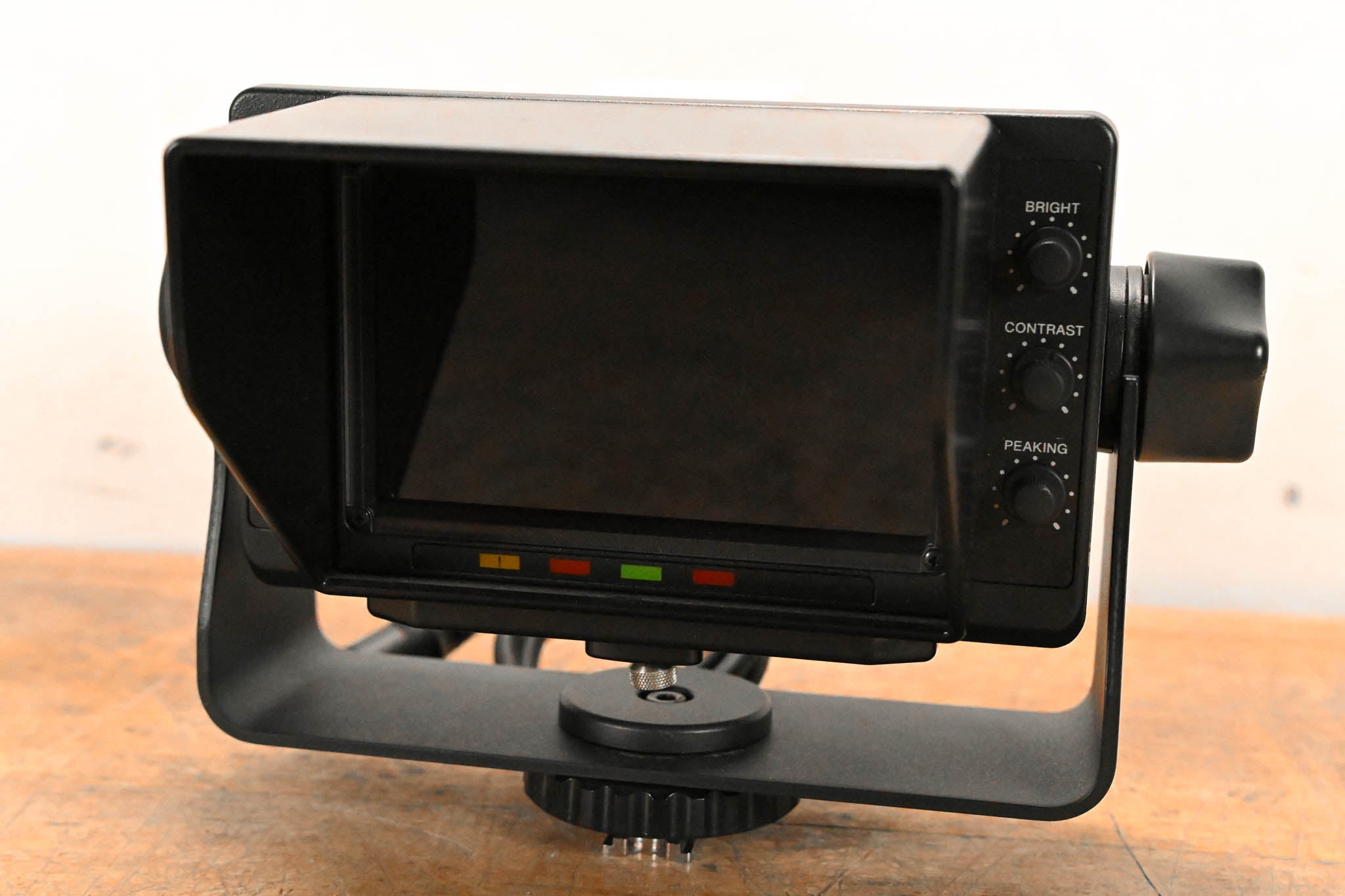 Sony DXF-C50WA 5-inch LCD Color Viewfinder for HXC-D70 SD/HD Camera