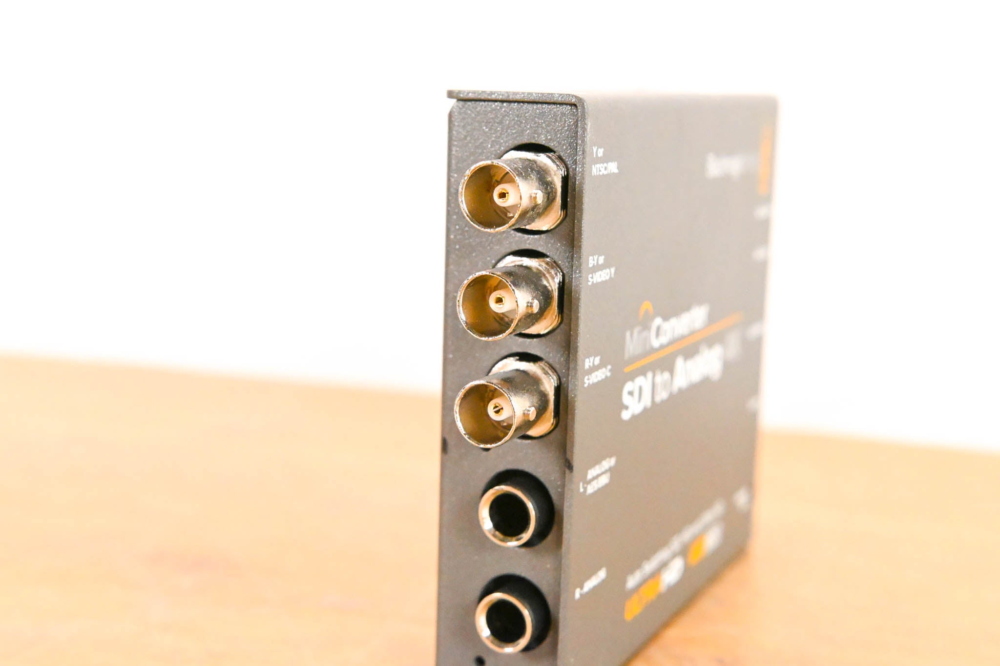 Blackmagic Design Mini Converter SDI to Analog 4K (NO POWER SUPPLY)