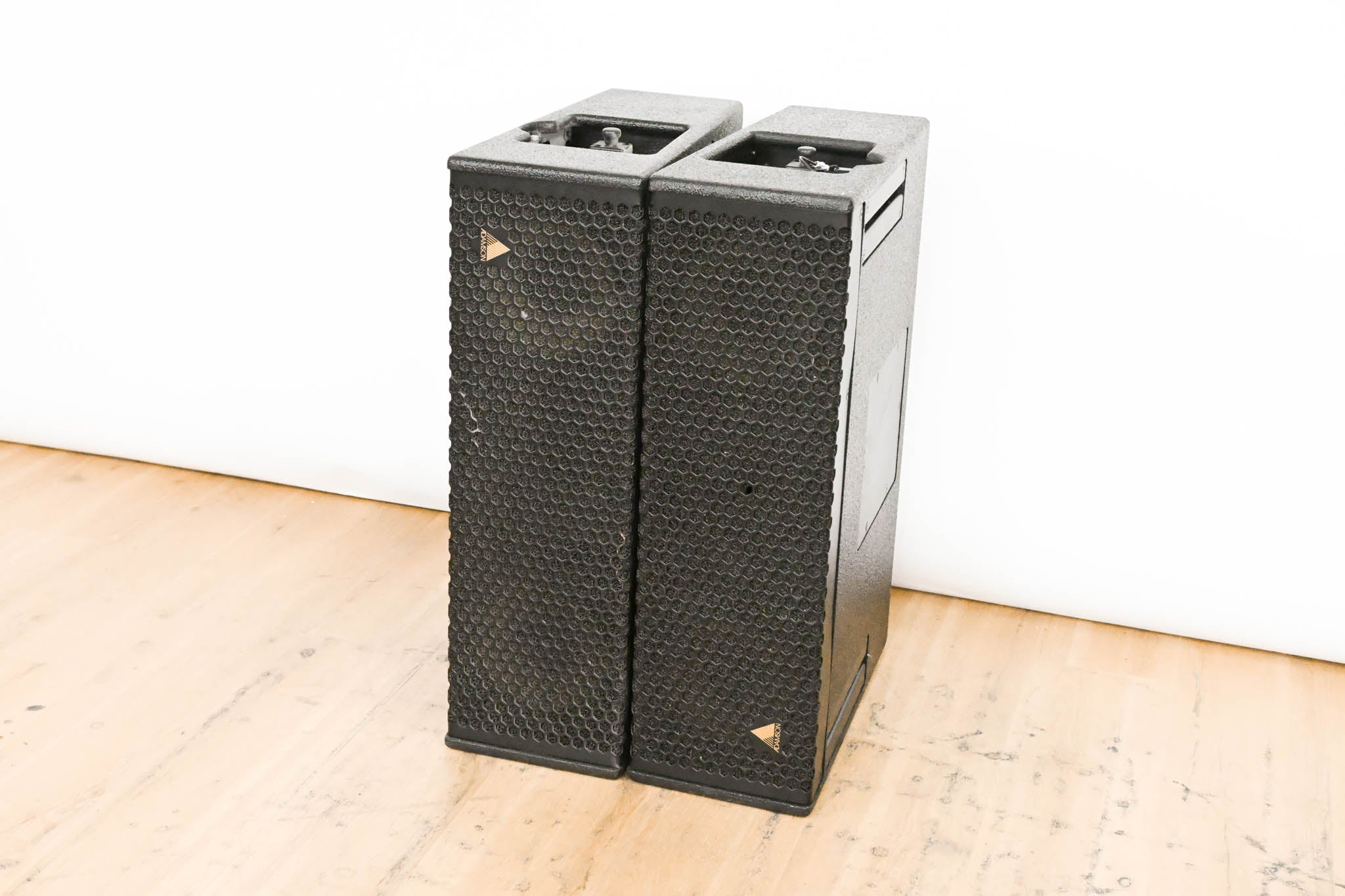 Adamson SpekTrix 3-Way Full Range Line Array Loudspeaker (PAIR)