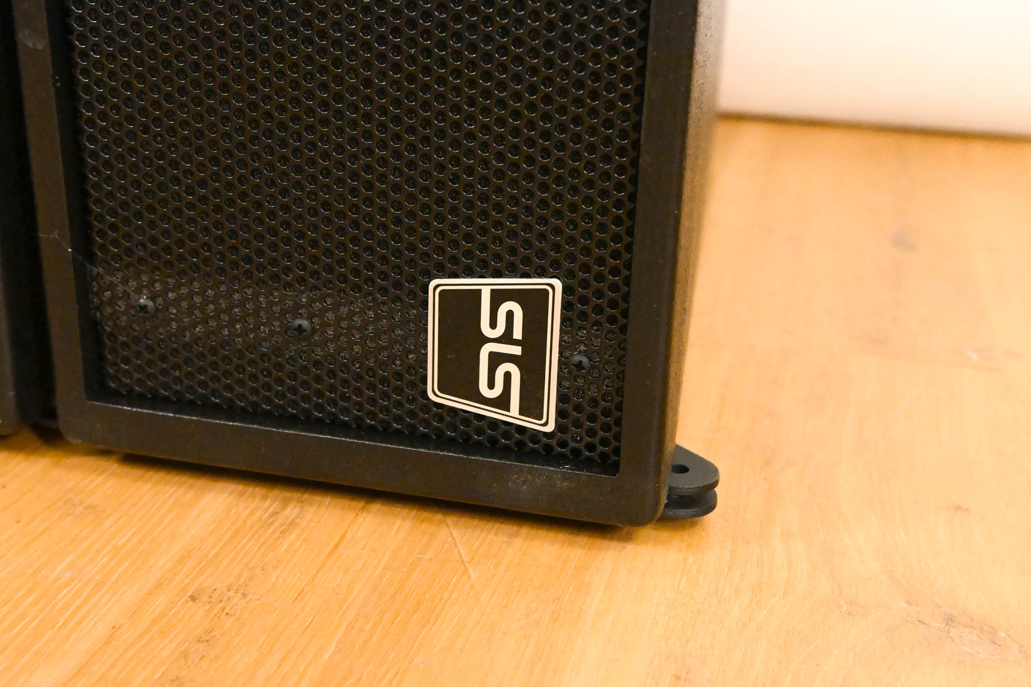 SLS CPA7600 Compact 3-Way Line Array Speaker (PAIR)