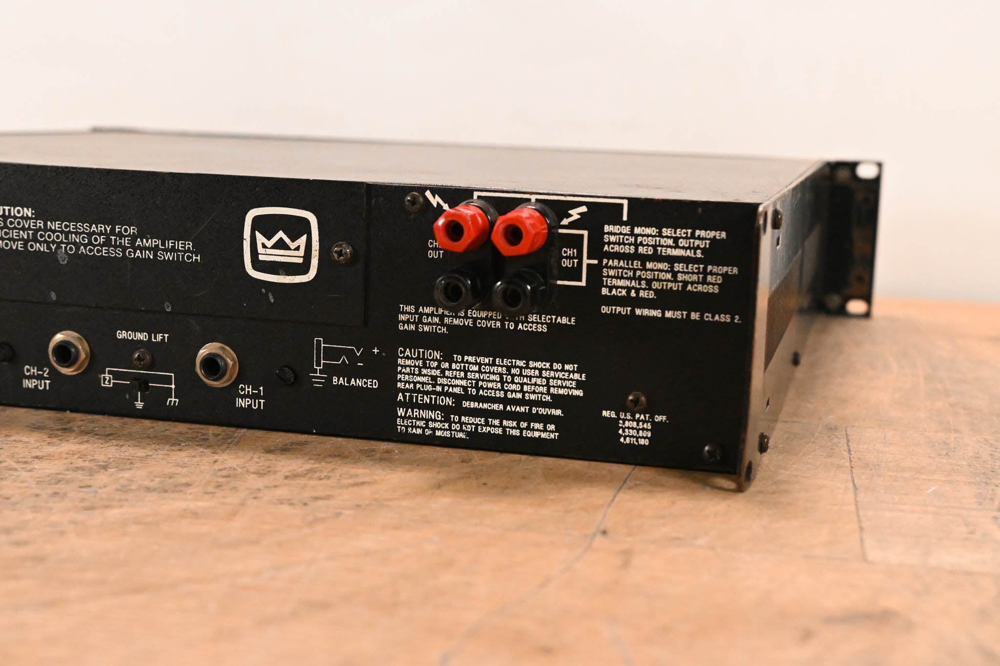 Crown 800 CSL 2-Channel Power Amplifier