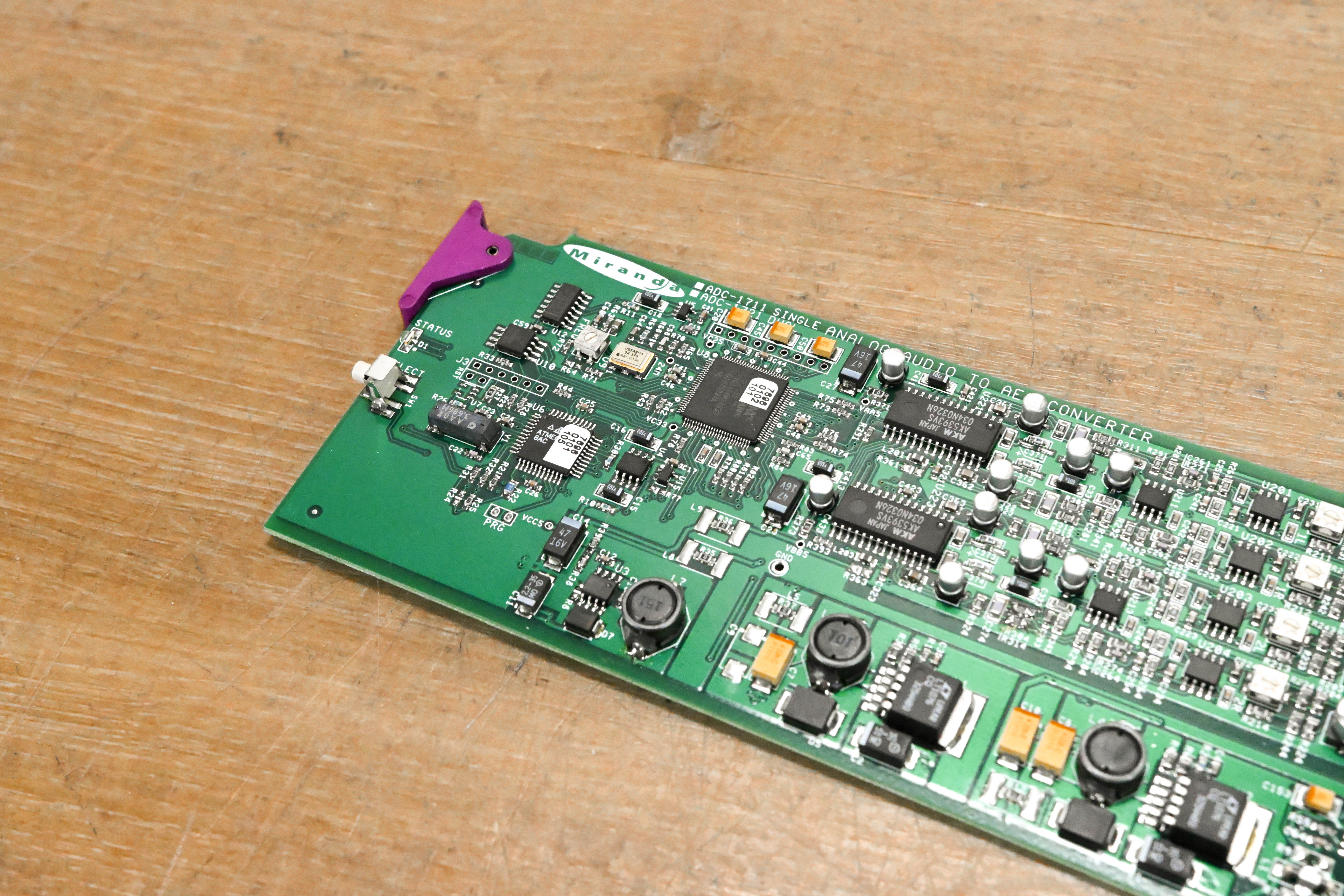 Miranda ADC-1721 Dual Analog Audio to AES Converter
