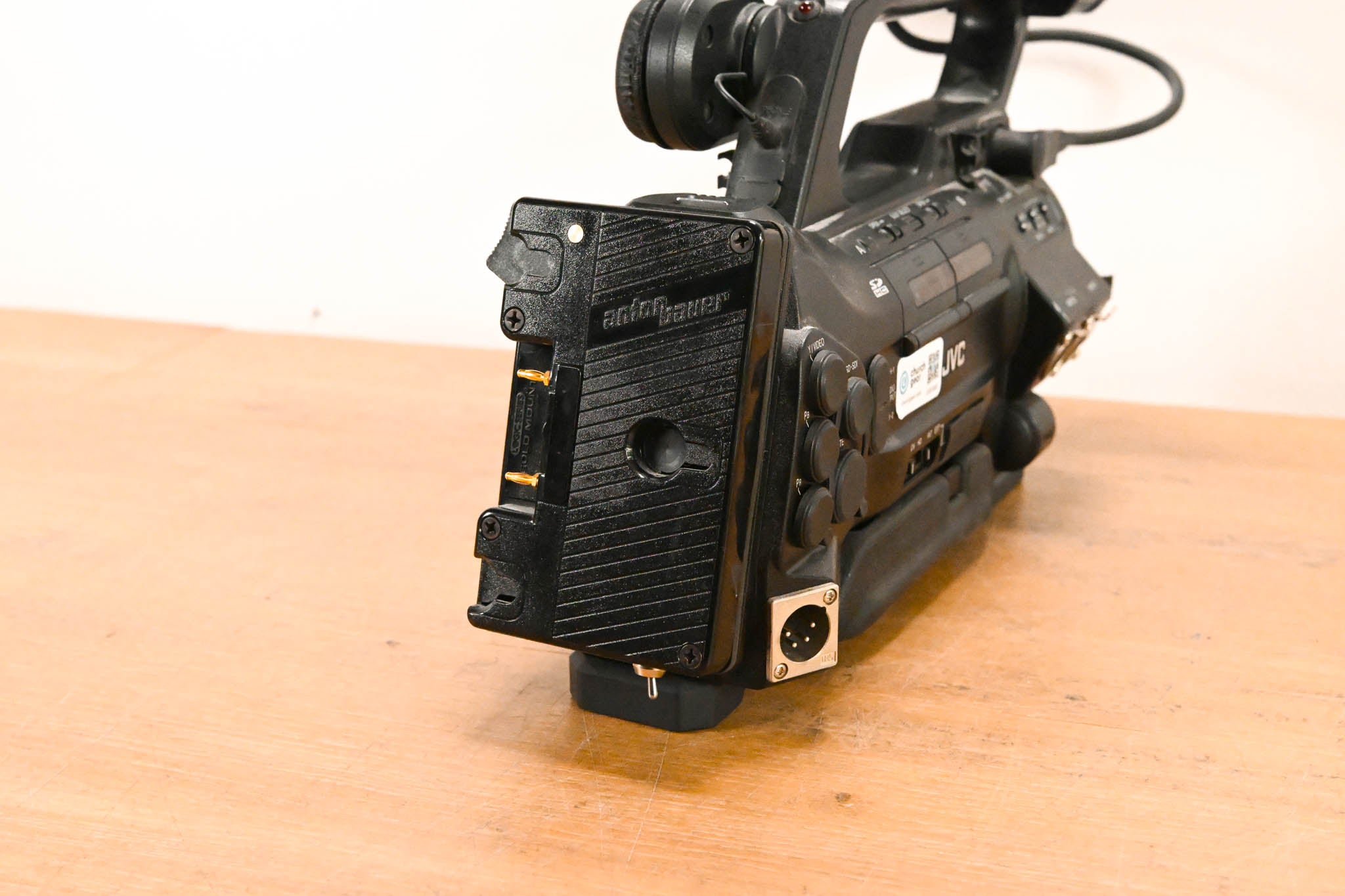 JVC GY-HM700CHU ProHD Compact Shoulder Solid State Camcorder