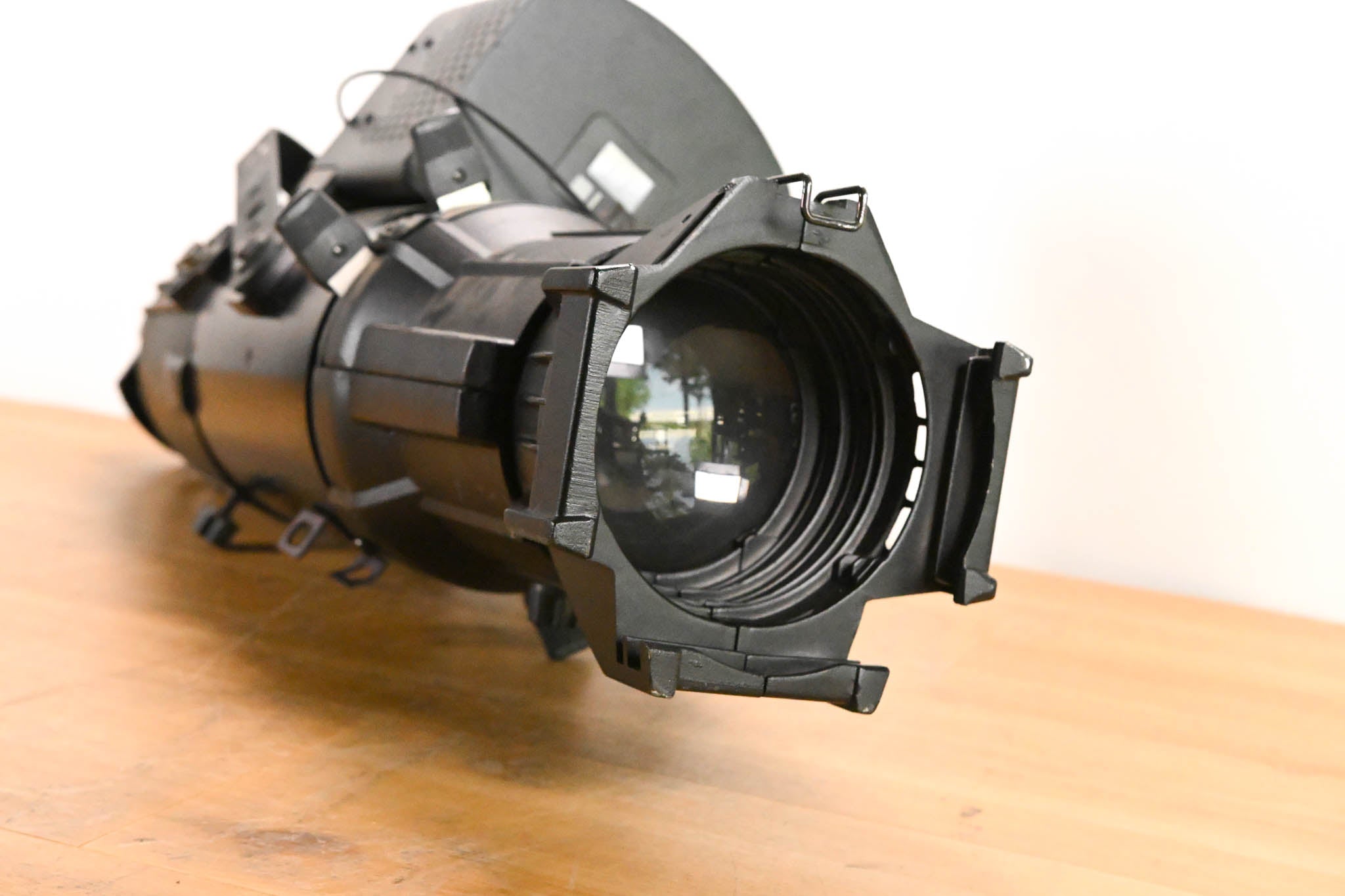 ETC Source Four 750 26 Degree Leko w/OceanOptics SeaChanger Color Engine