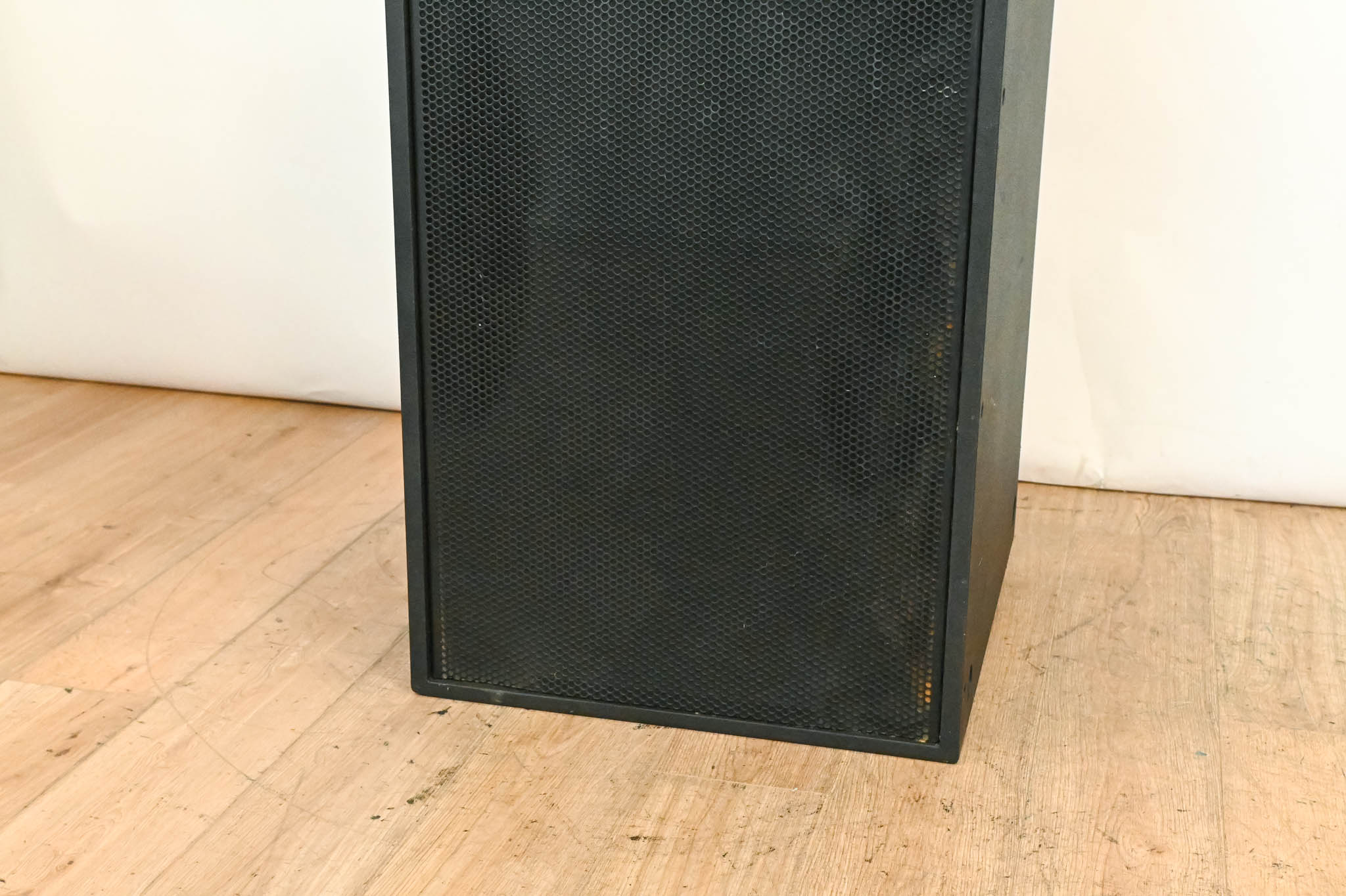Electro-Voice (EV) QRx 218S Compact Dual 18" Subwoofer