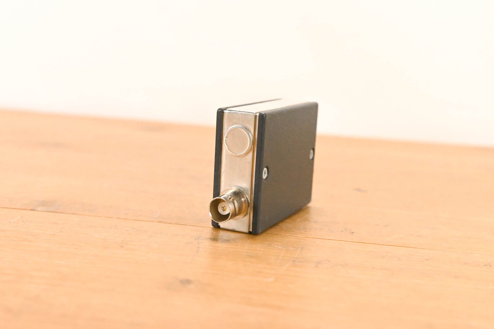 Sennheiser AB3-A Antenna Booster - A Range: 516-558 MHz