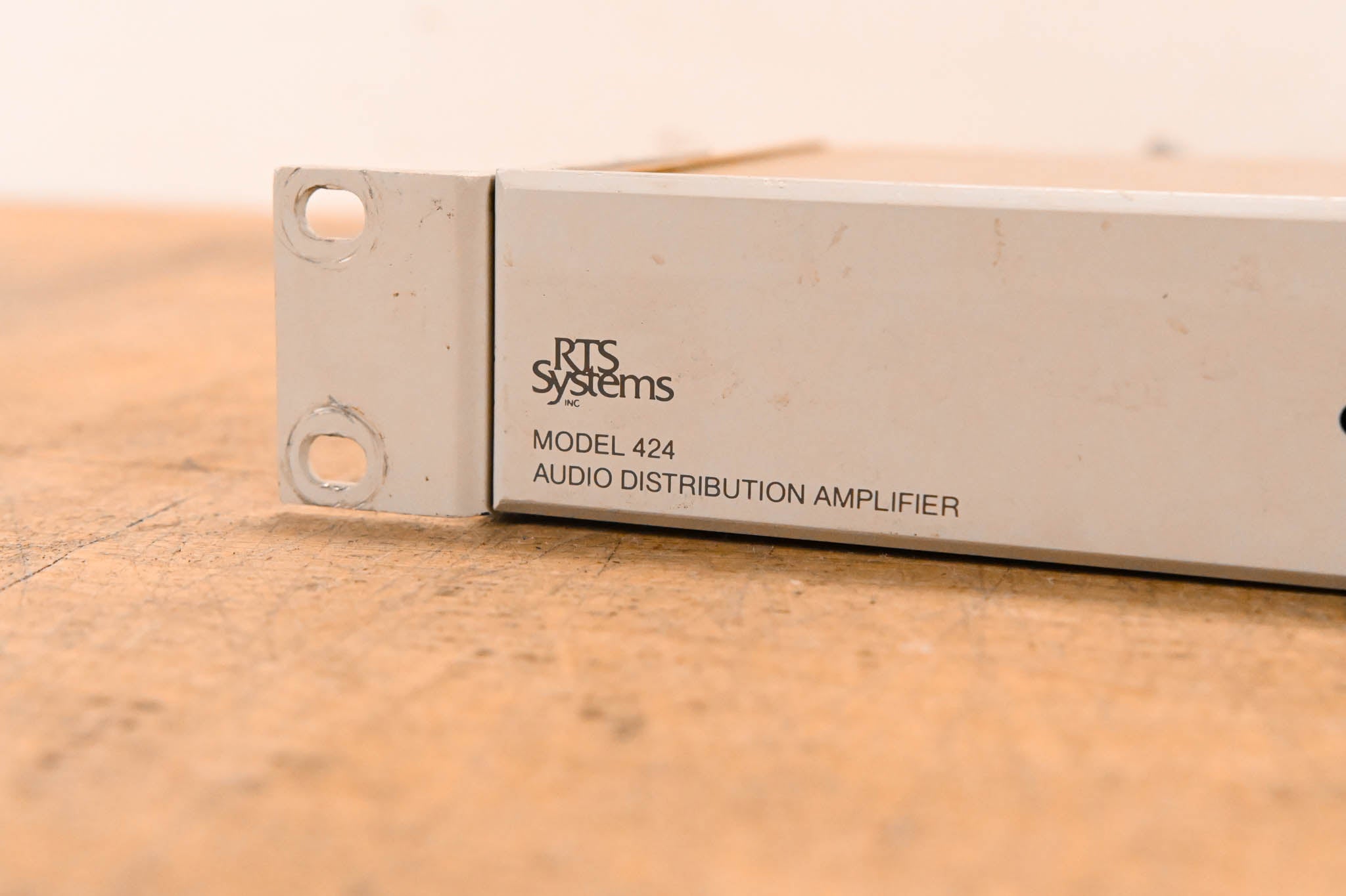 RTS 424 Audio Distribution Amplifier