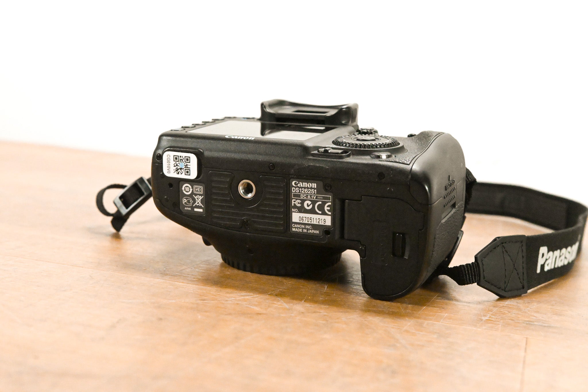 Canon EOS 7D DSLR Camera Body