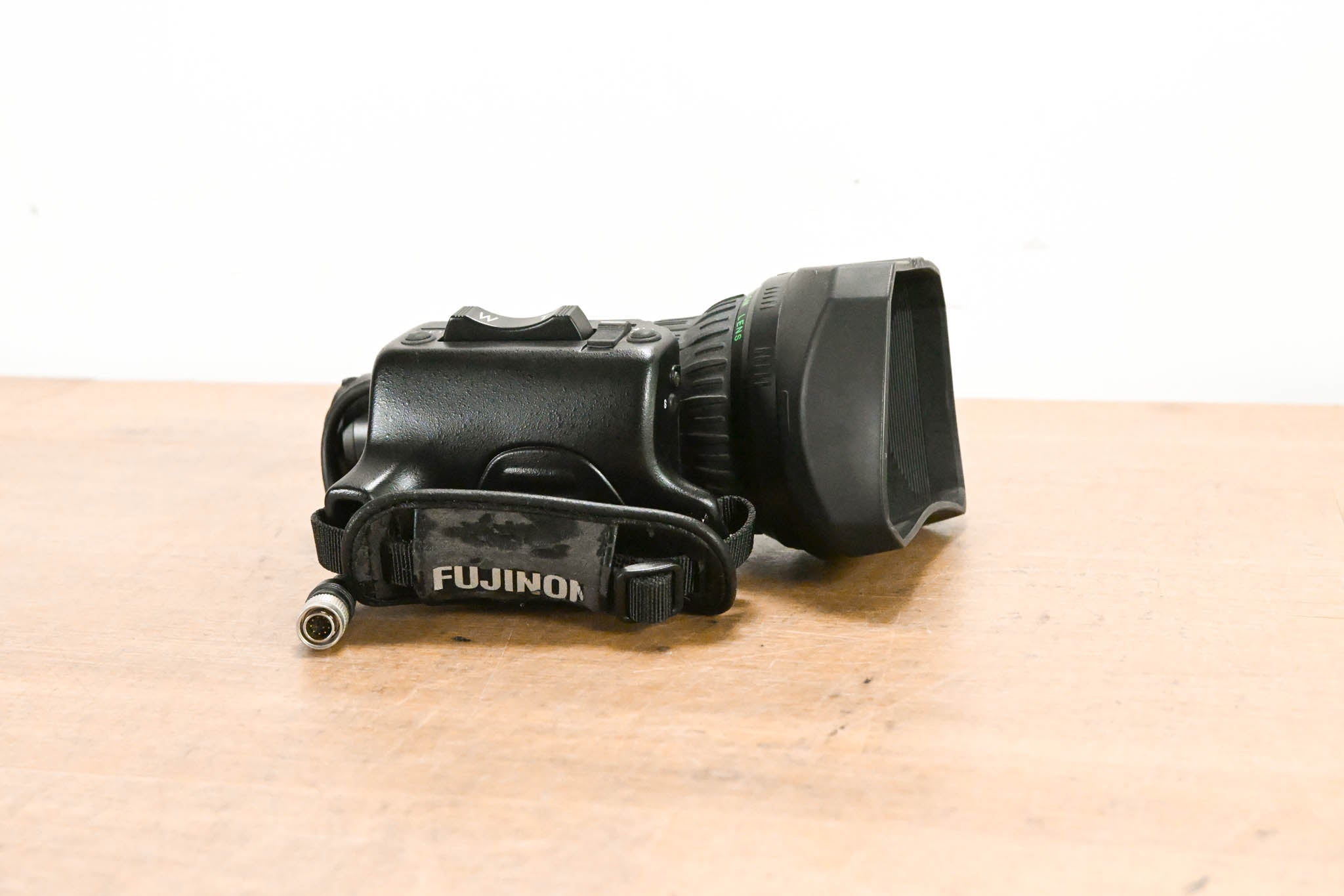 Fujinon Th17x5BRMU Broadcast Zoom Lens - 1:1.4/5-85mm
