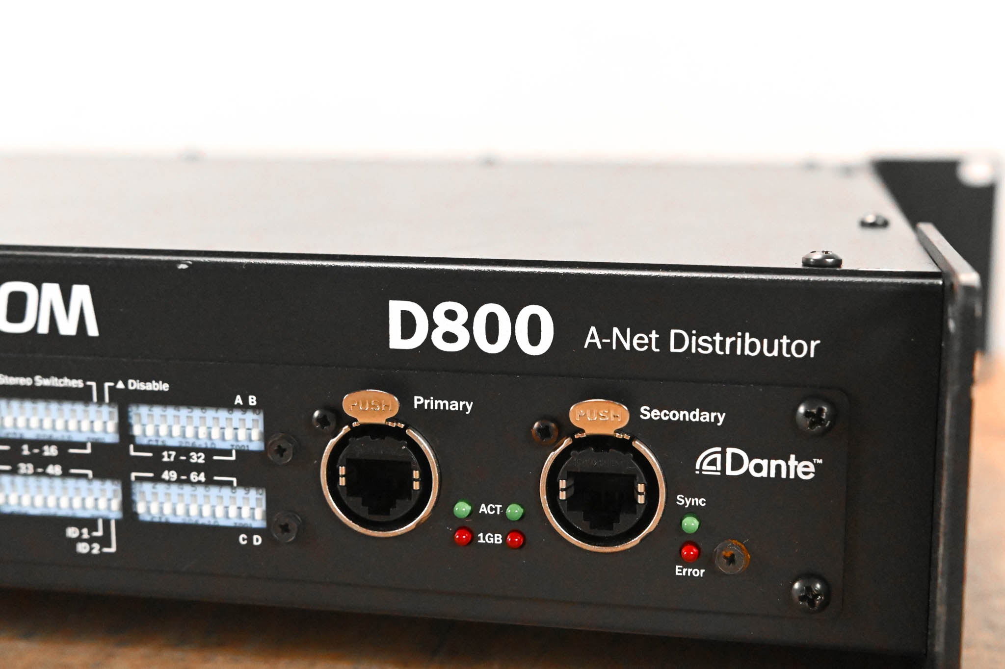 Aviom D800-Dante A-Net Distributor with Dante Connectivity