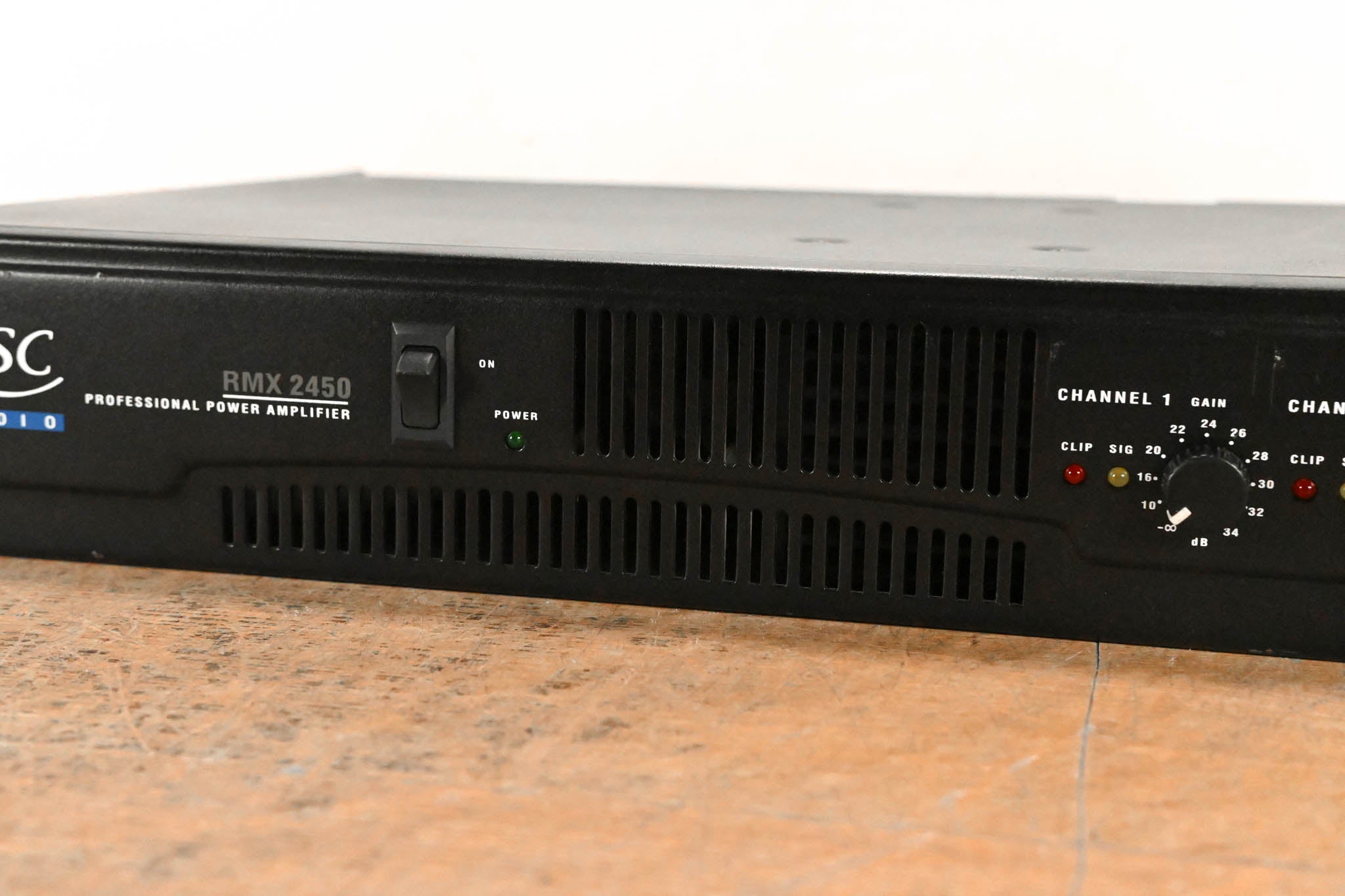 QSC RMX2450 2-Channel Power Amplifier