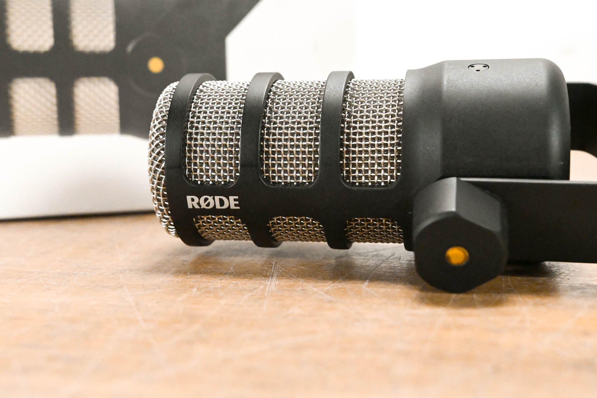 RØDE PodMic Dynamic Podcasting Microphone