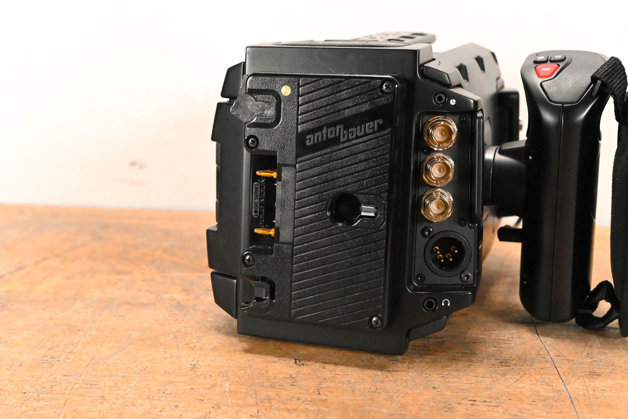 Blackmagic Design Ursa Mini 4K Digital Cinema Camera (PL Mount)