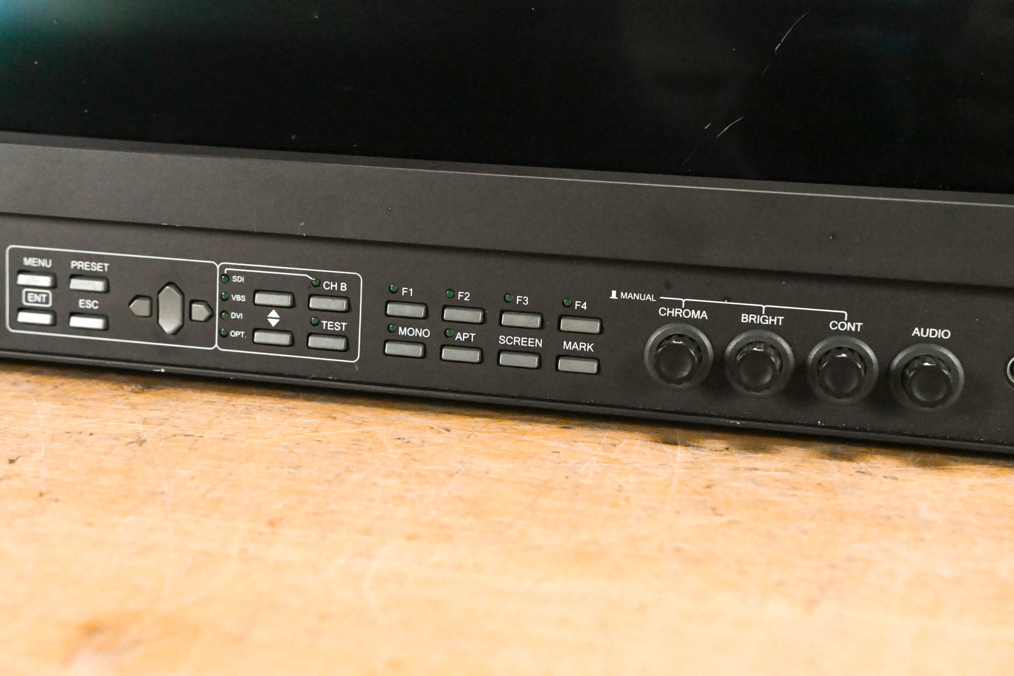 Ikegami HEM-1770WR 17" Multi-format OLED Color Master Monitor