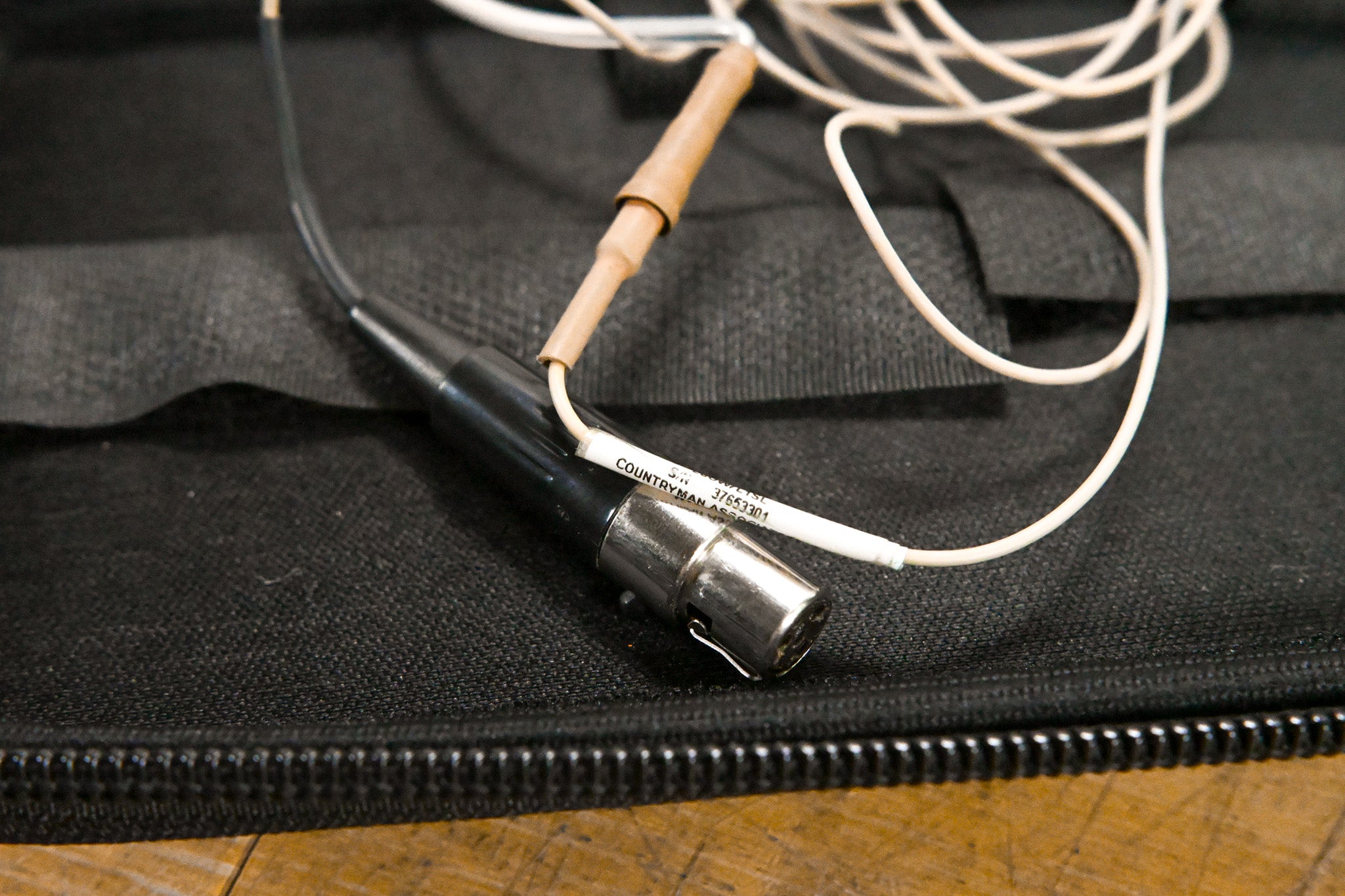 Countryman E6OW7L1SL E6 Omnidirectional Earset Microphone
