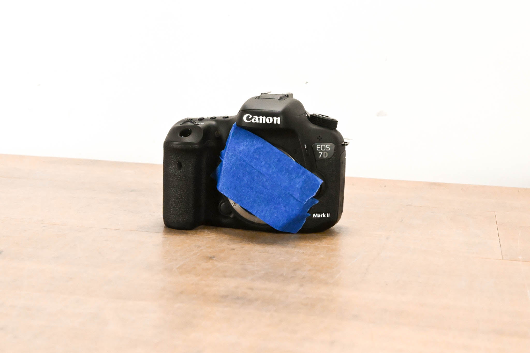 Canon EOS 7D Mark II DSLR Camera Body