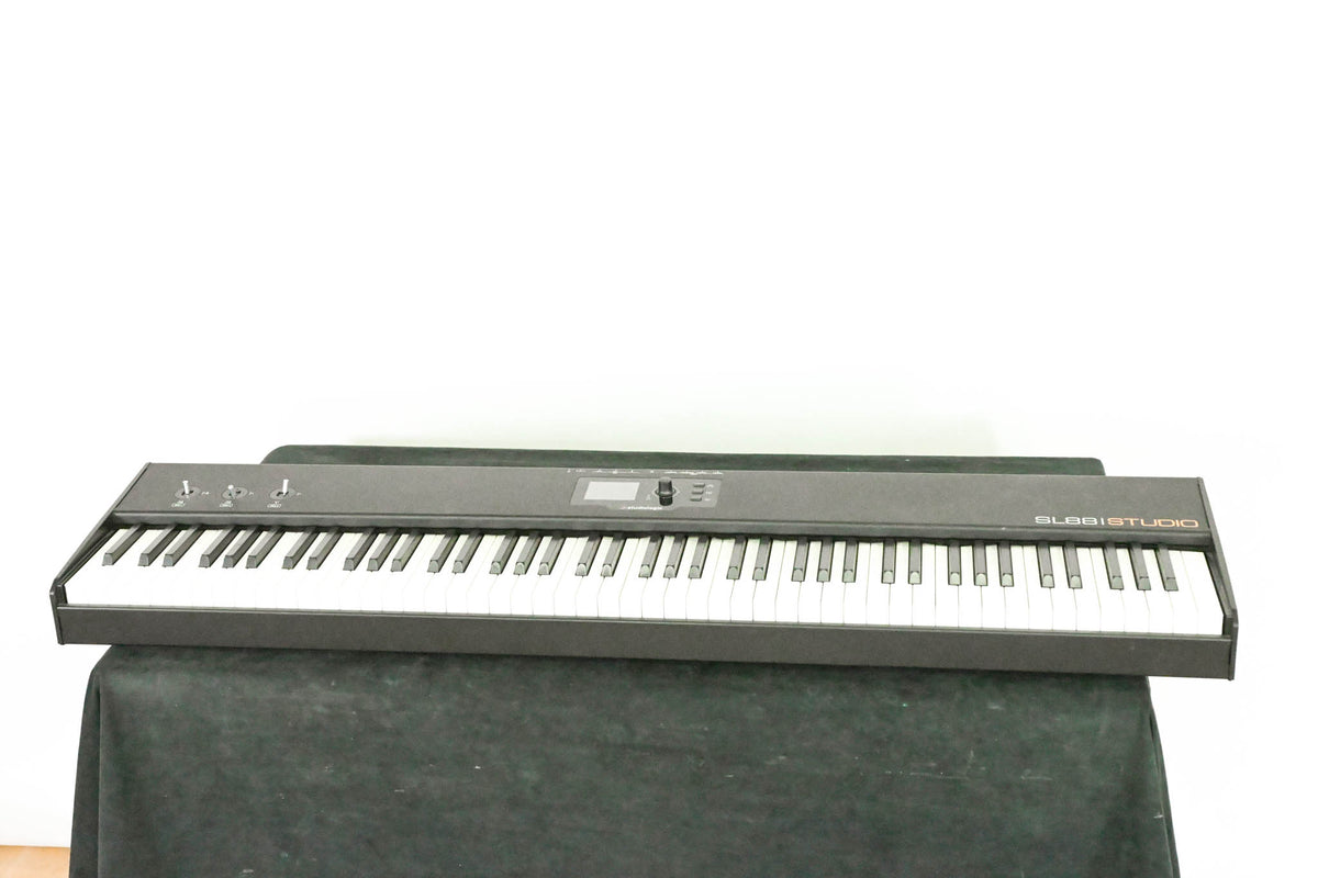 Studiologic SL88 Studio 88-key Keyboard Controller (NO POWER SUPPLY)