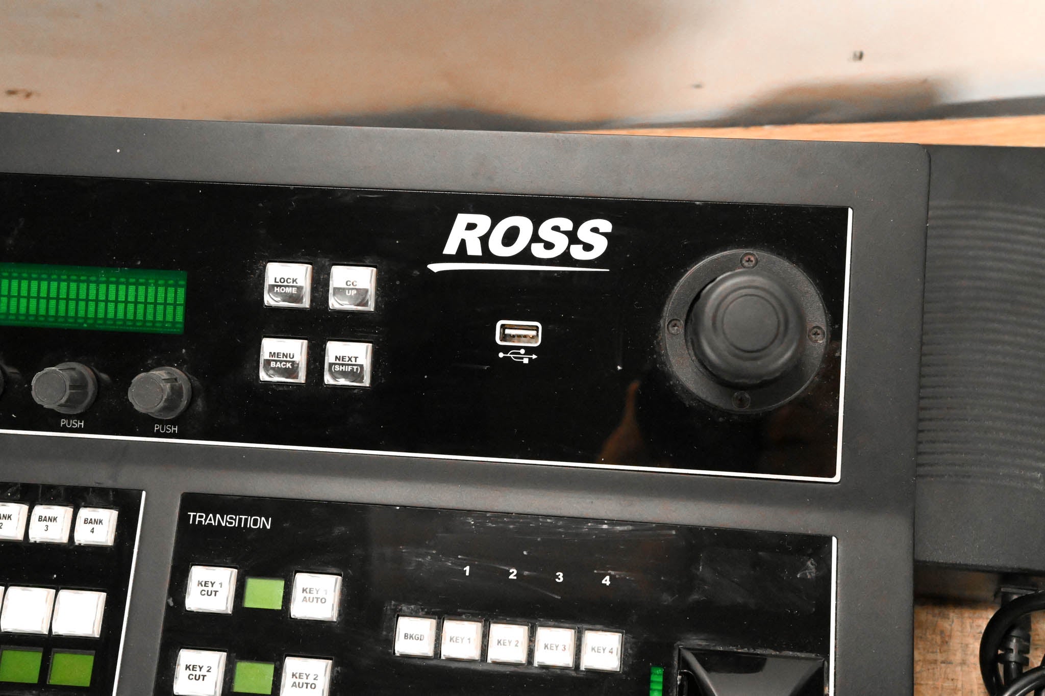Ross Carbonite Black 1 Panel