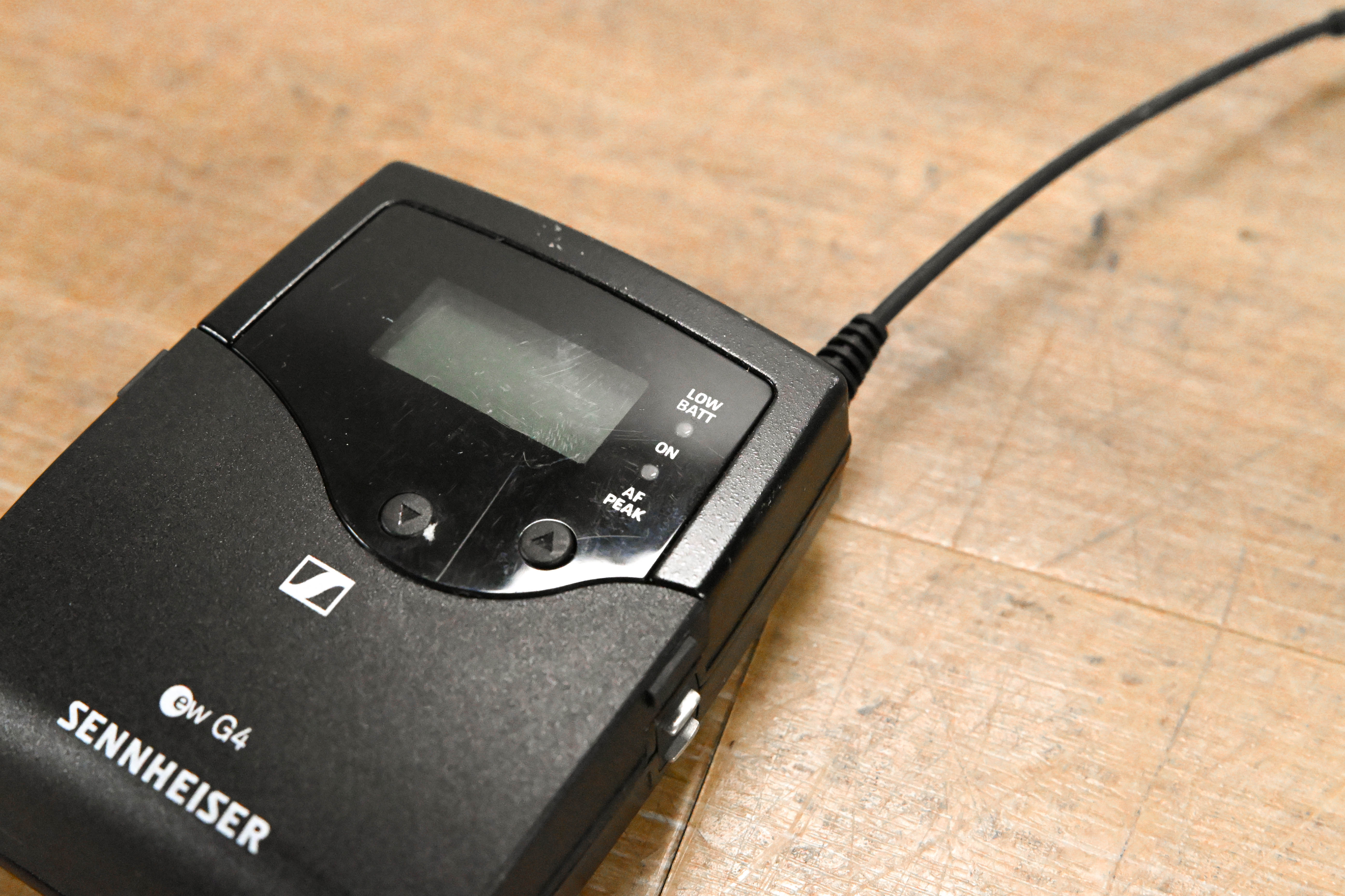 Sennheiser SK 300 G4 Wireless Bodypack Transmitter - 558-608 MHz