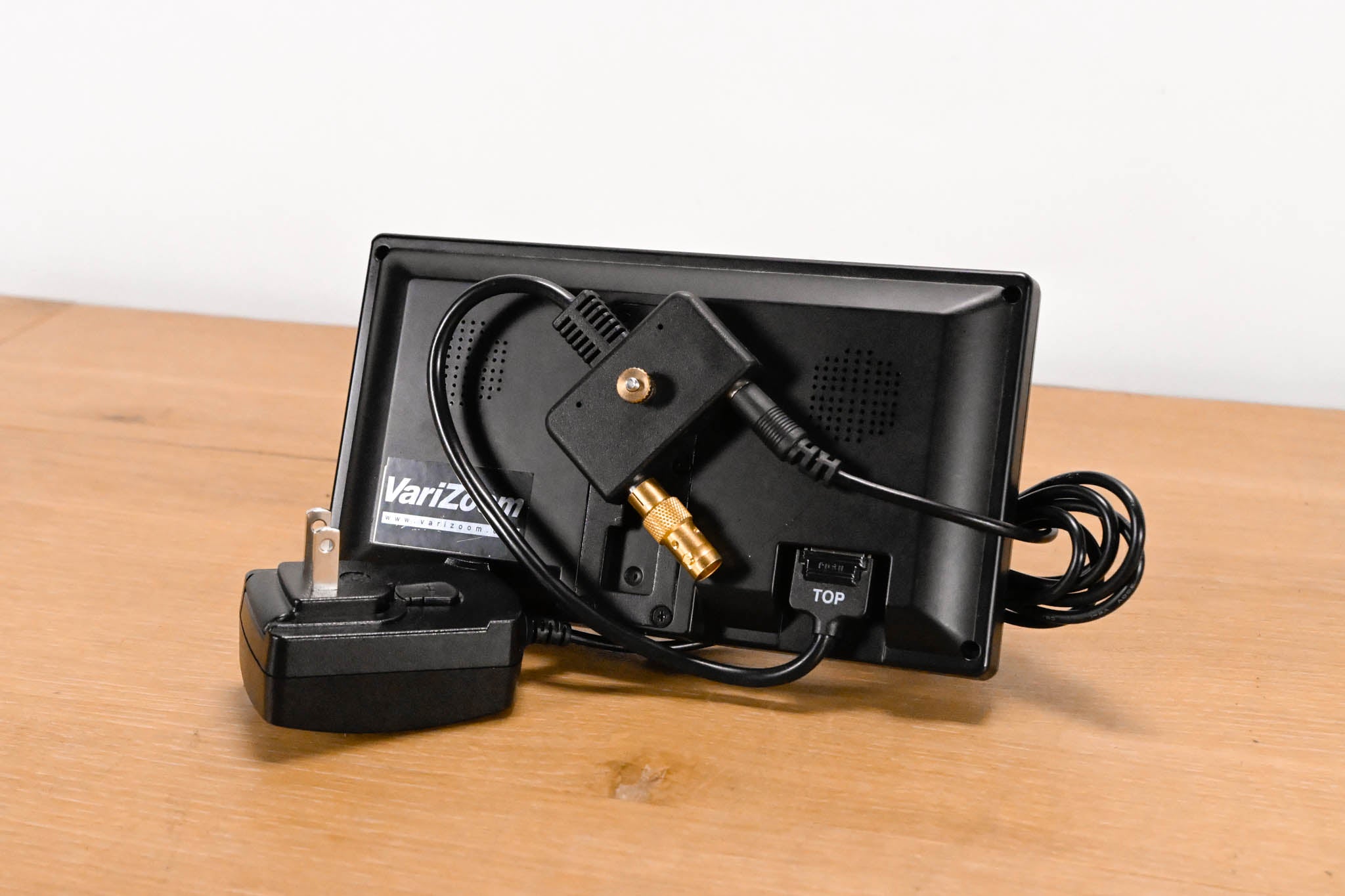 VariZoom VZ-TFT7 7″ LCD Monitor