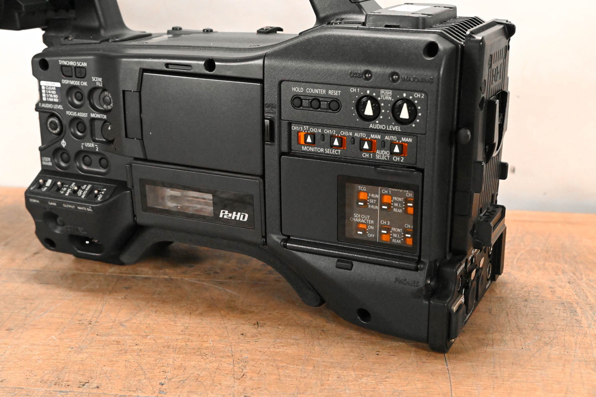 Panasonic AG-HPX370P 1/3" ENG P2HD Camcorder