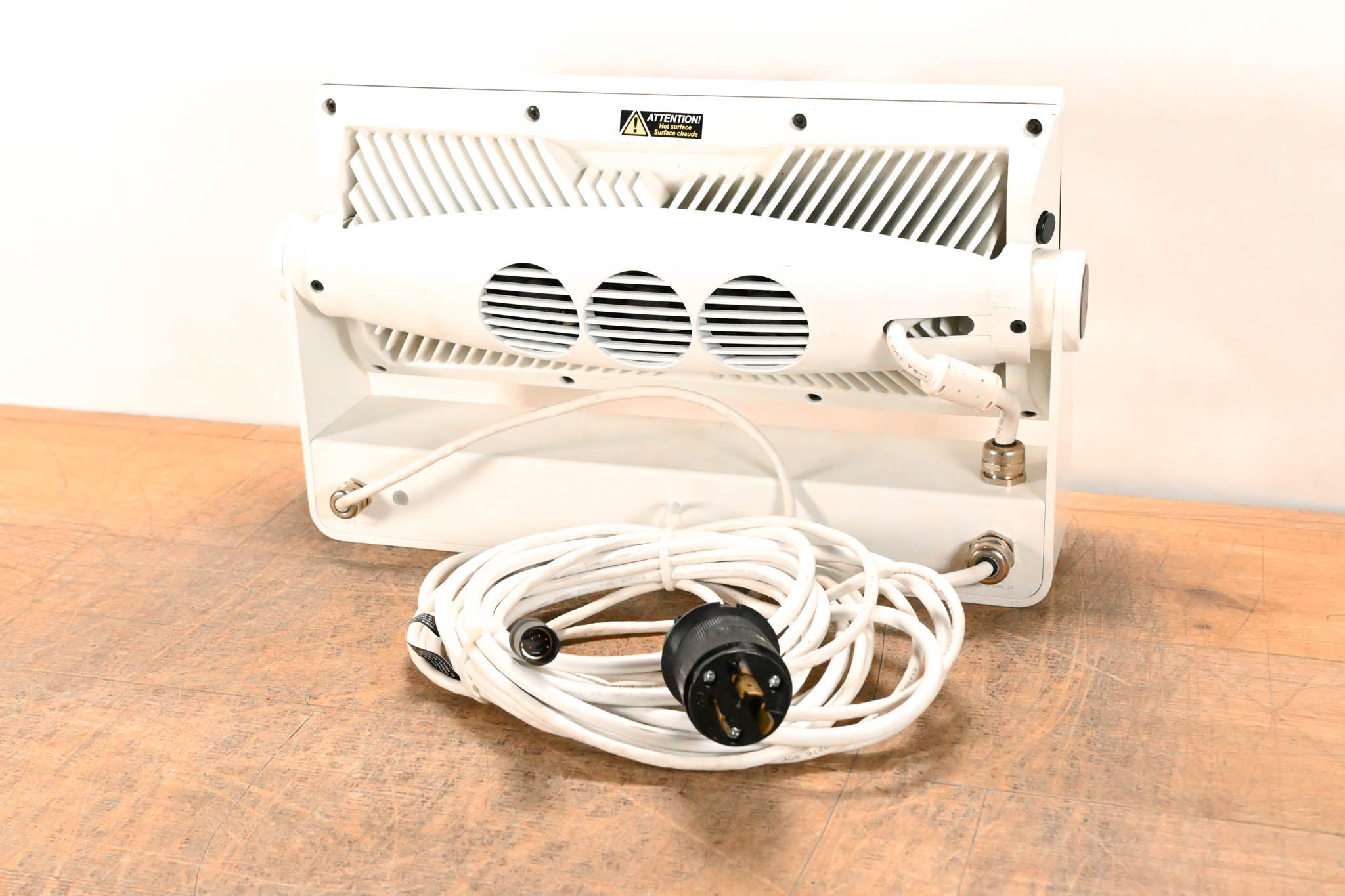 SGM i·5 RGBW POI Outdoor LED Wash Light