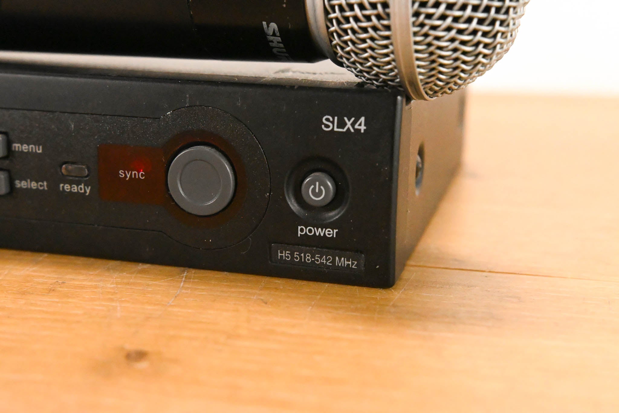 Shure SLX24/BETA58A Handheld Wireless System - H5 Band (NO POWER SUPPLY)