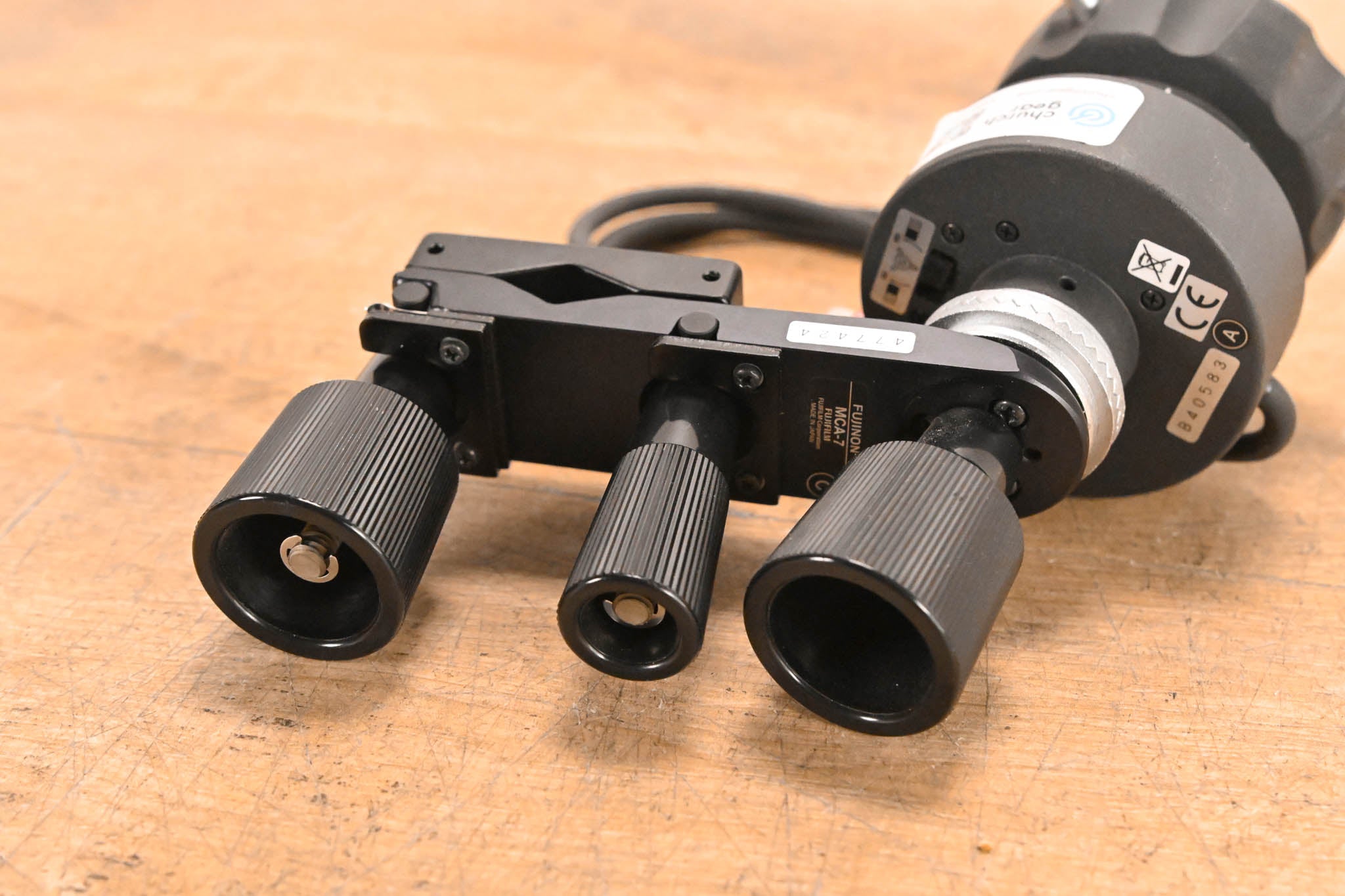 Fujinon EPD-21A-A02 Focus Demand with MCA-7 Mounting Clamp