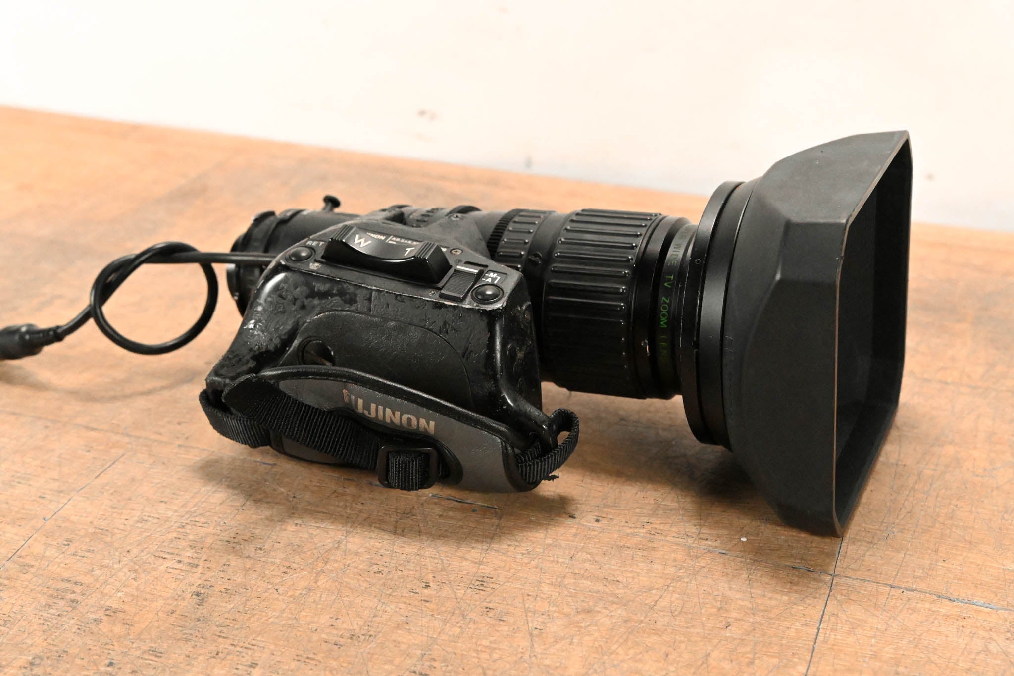 Fujinon A8.5x5.5BEVM-28B 20x Zoom 2/3" ENG Broadcast Lens