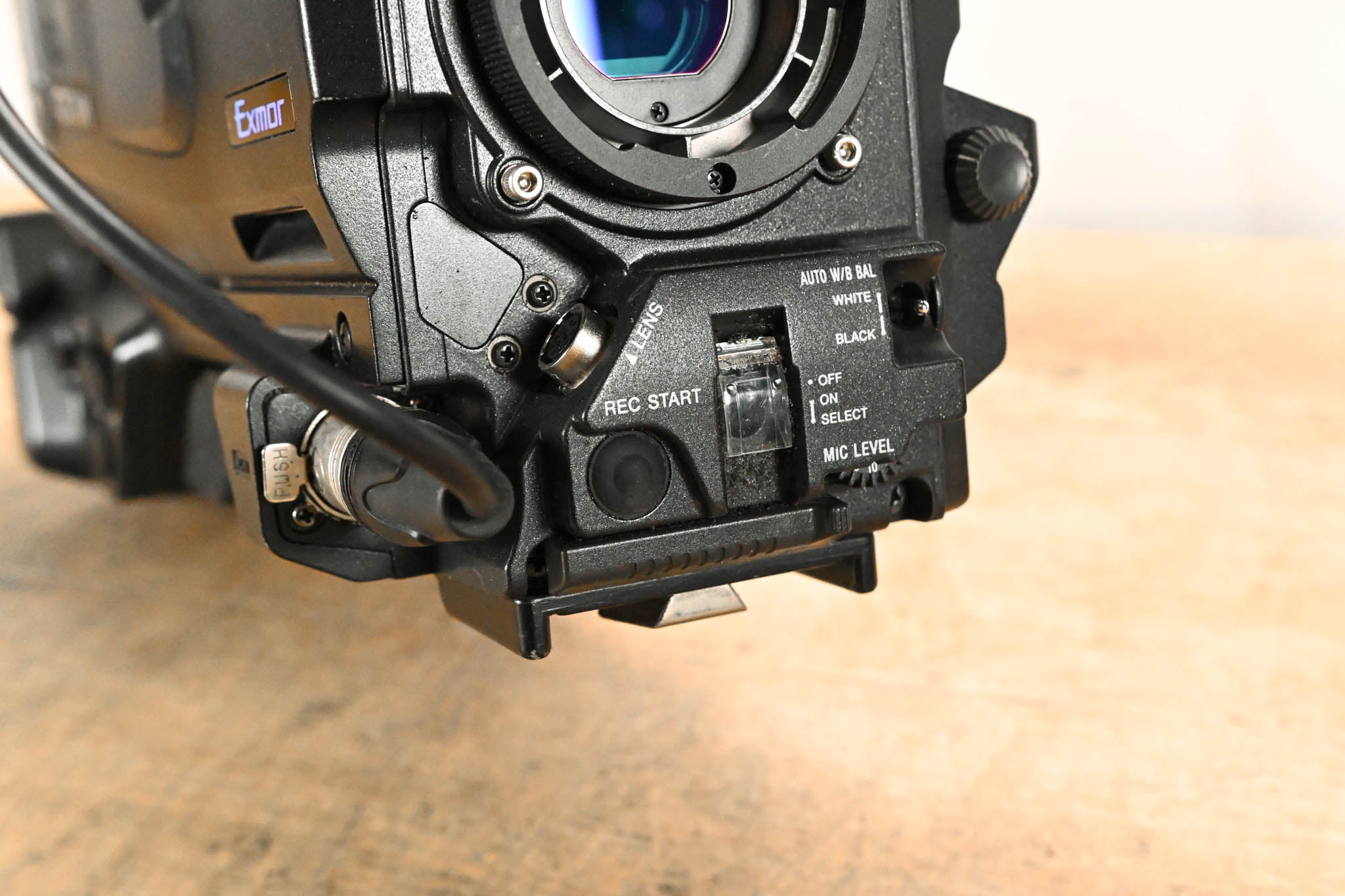 Sony PMW-400 XDCAM HD422 2/3" Camcorder w/ CBK-VF01 Viewfinder + Mic