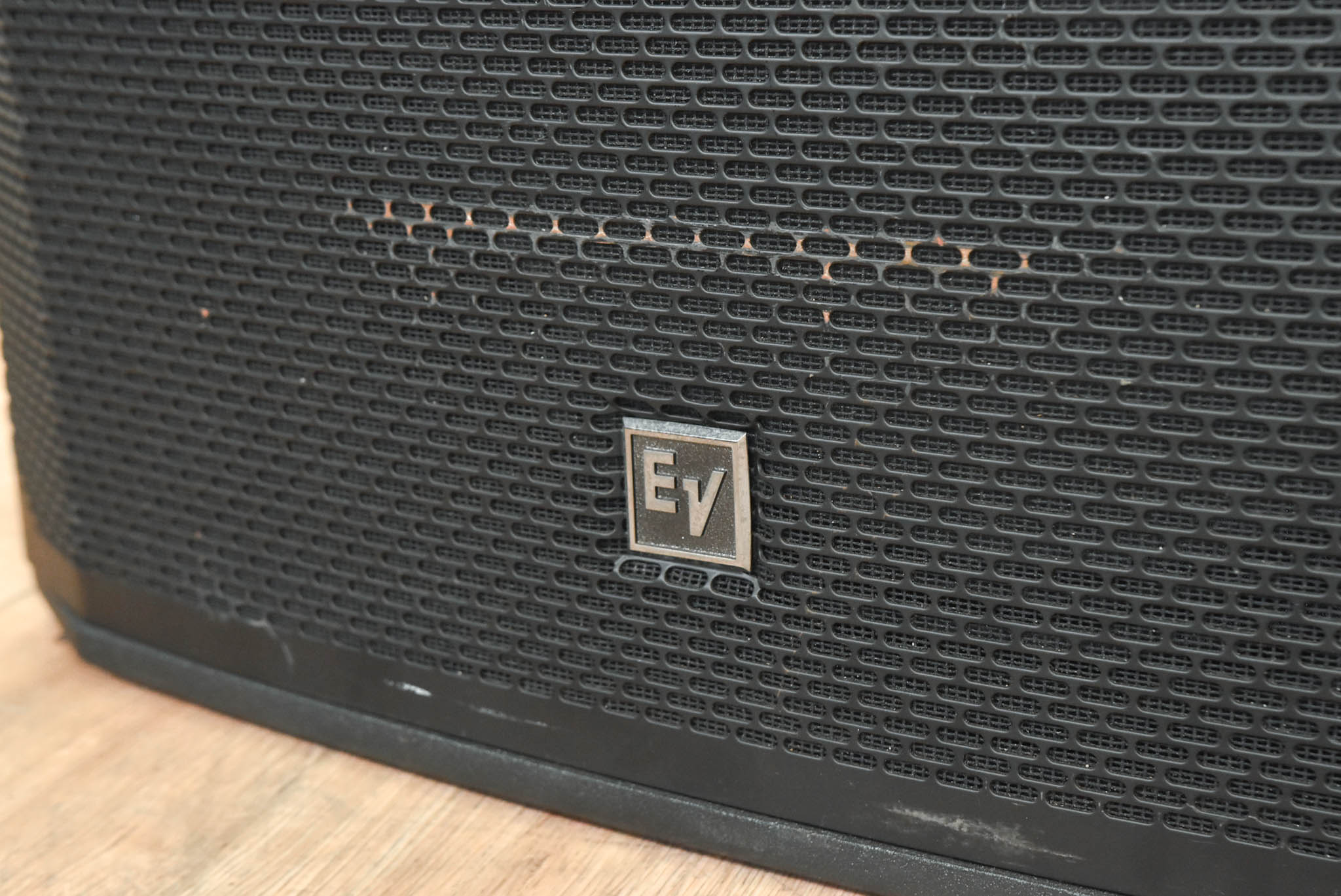 Electro-Voice (EV) EKX-18S 18" Passive Subwoofer