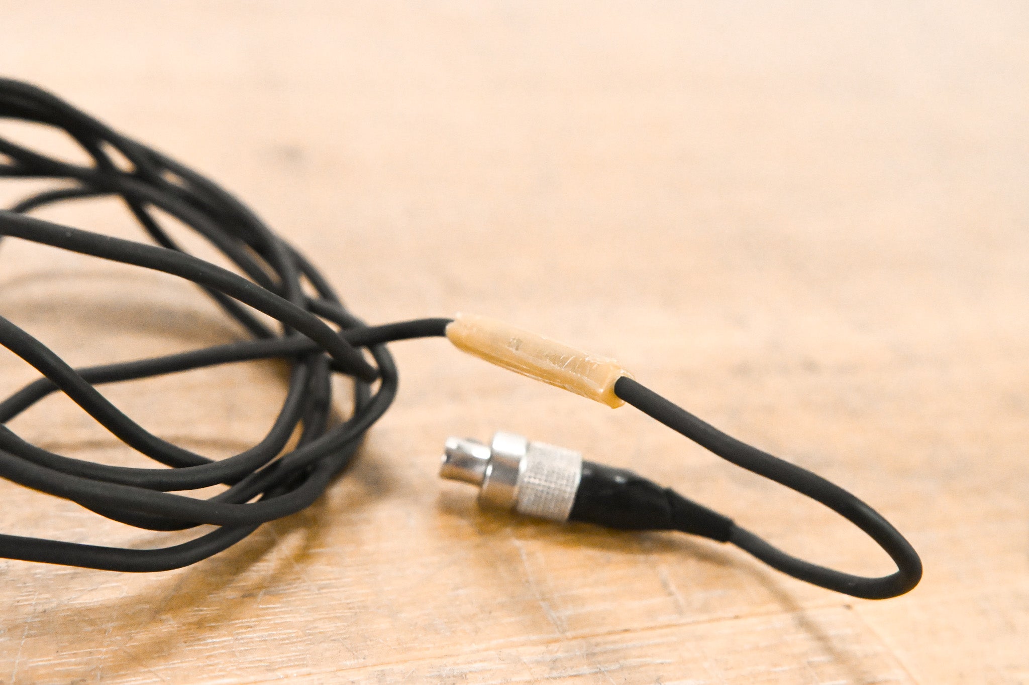 Sennheiser MKE 2 Lavalier Lapel Mic w/ 3-Pin Lemo Connector - Black