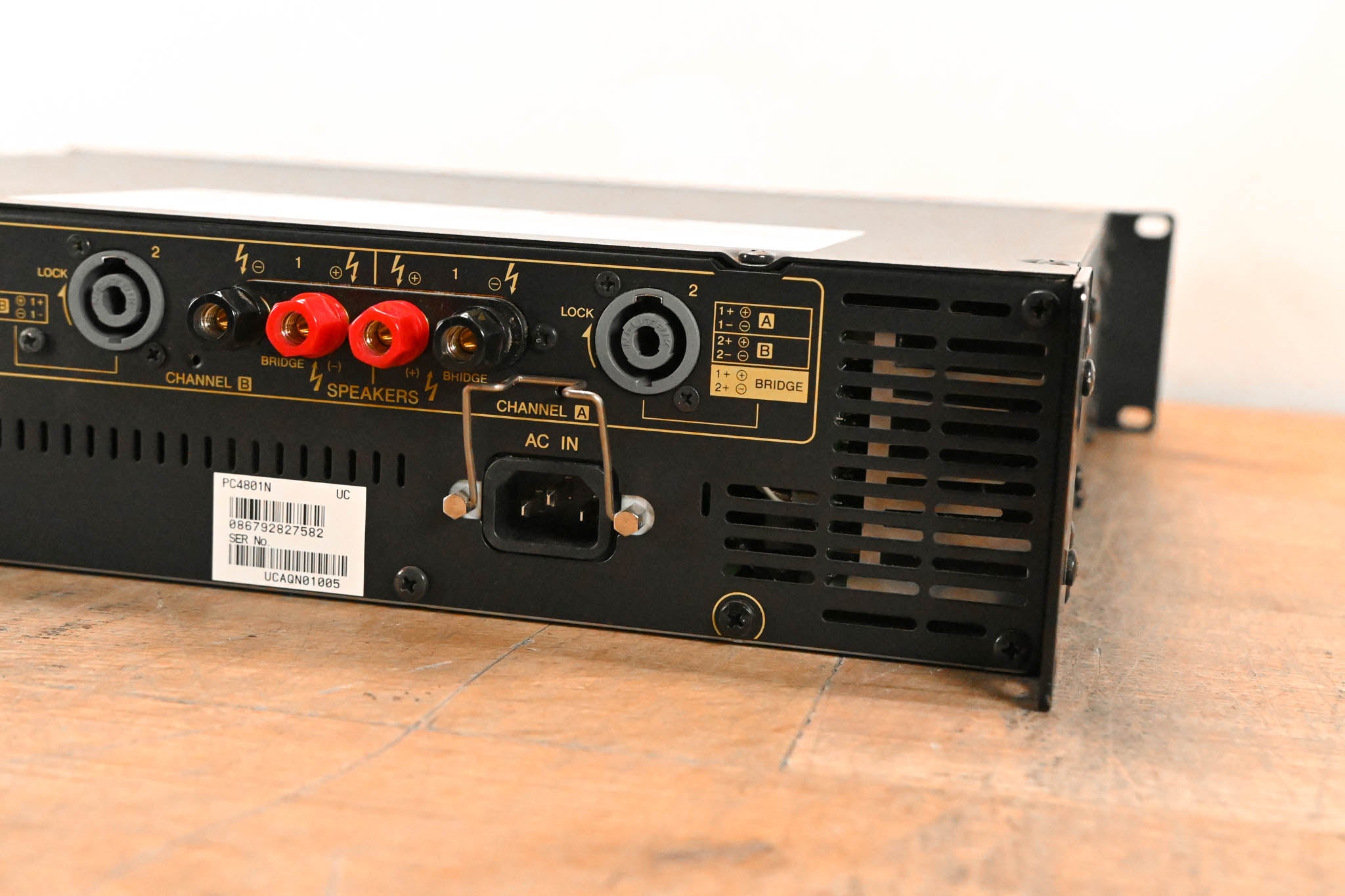 Yamaha PC4801N 2-Channel 475W Power Amplifier