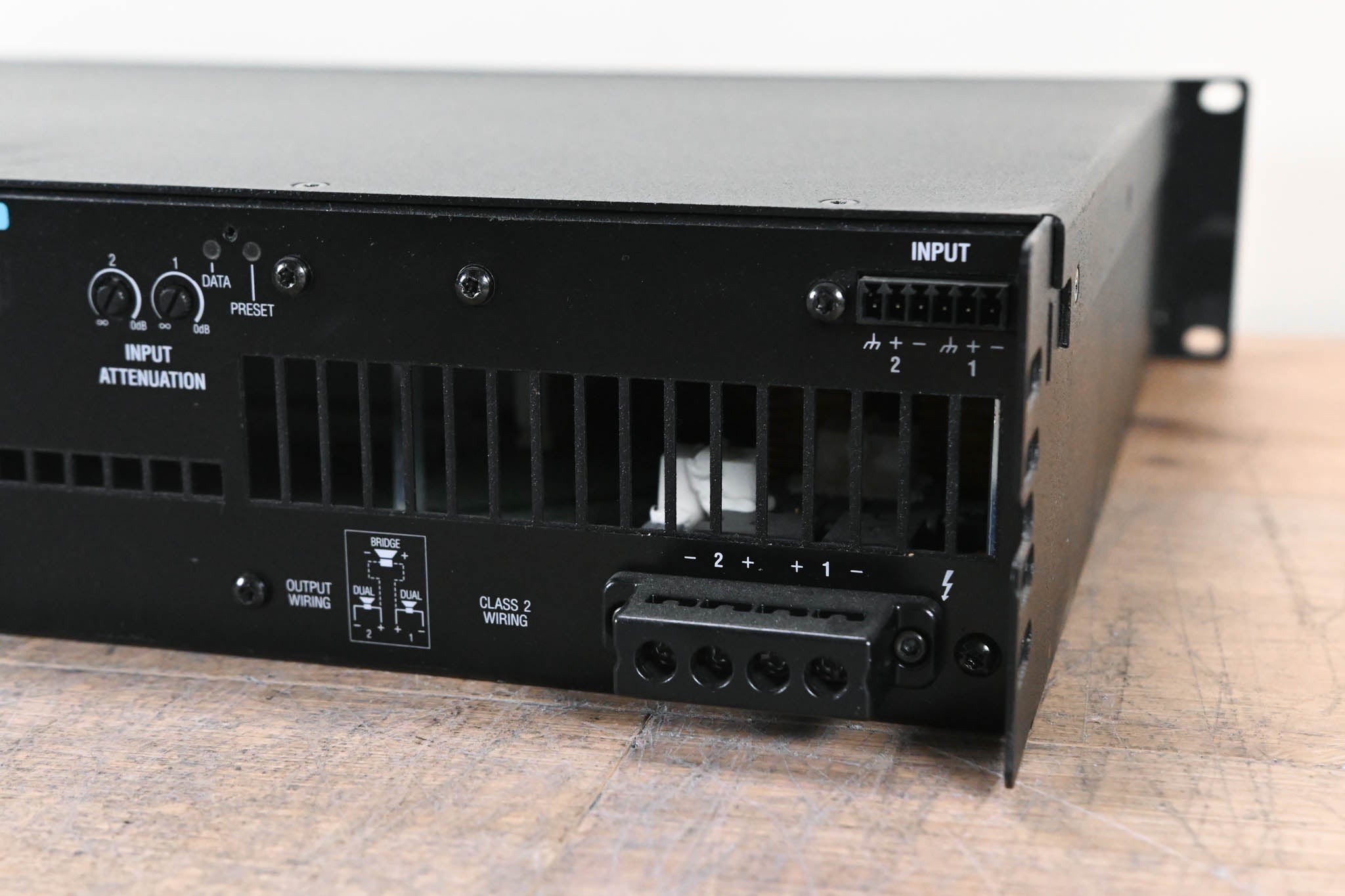 Crown DCi 2|300N DriveCore Install 2-Channel Power Amplifier