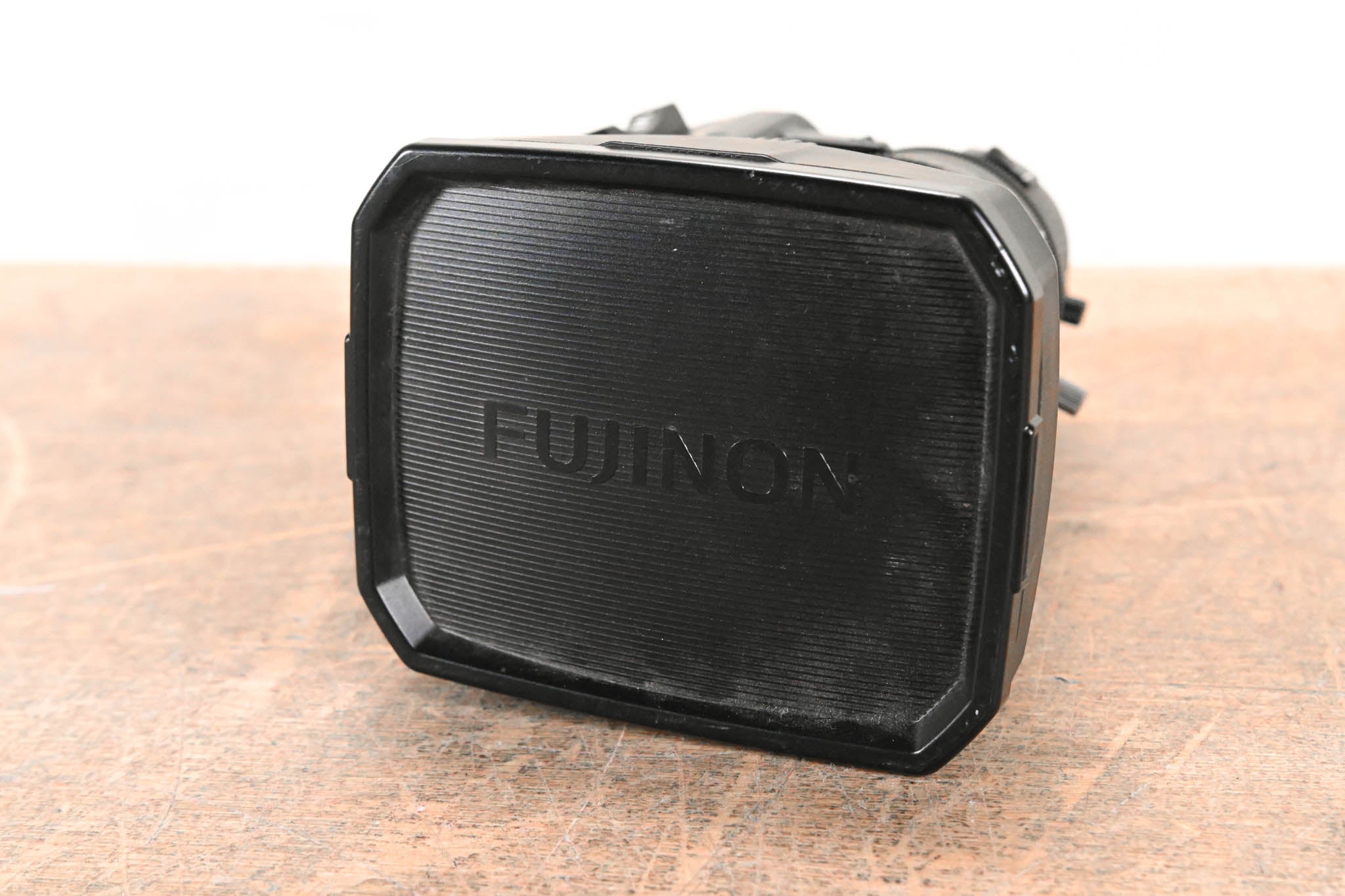 Fujinon Th17x5BRMU Broadcast Zoom Lens - 1:1.4/5-85mm