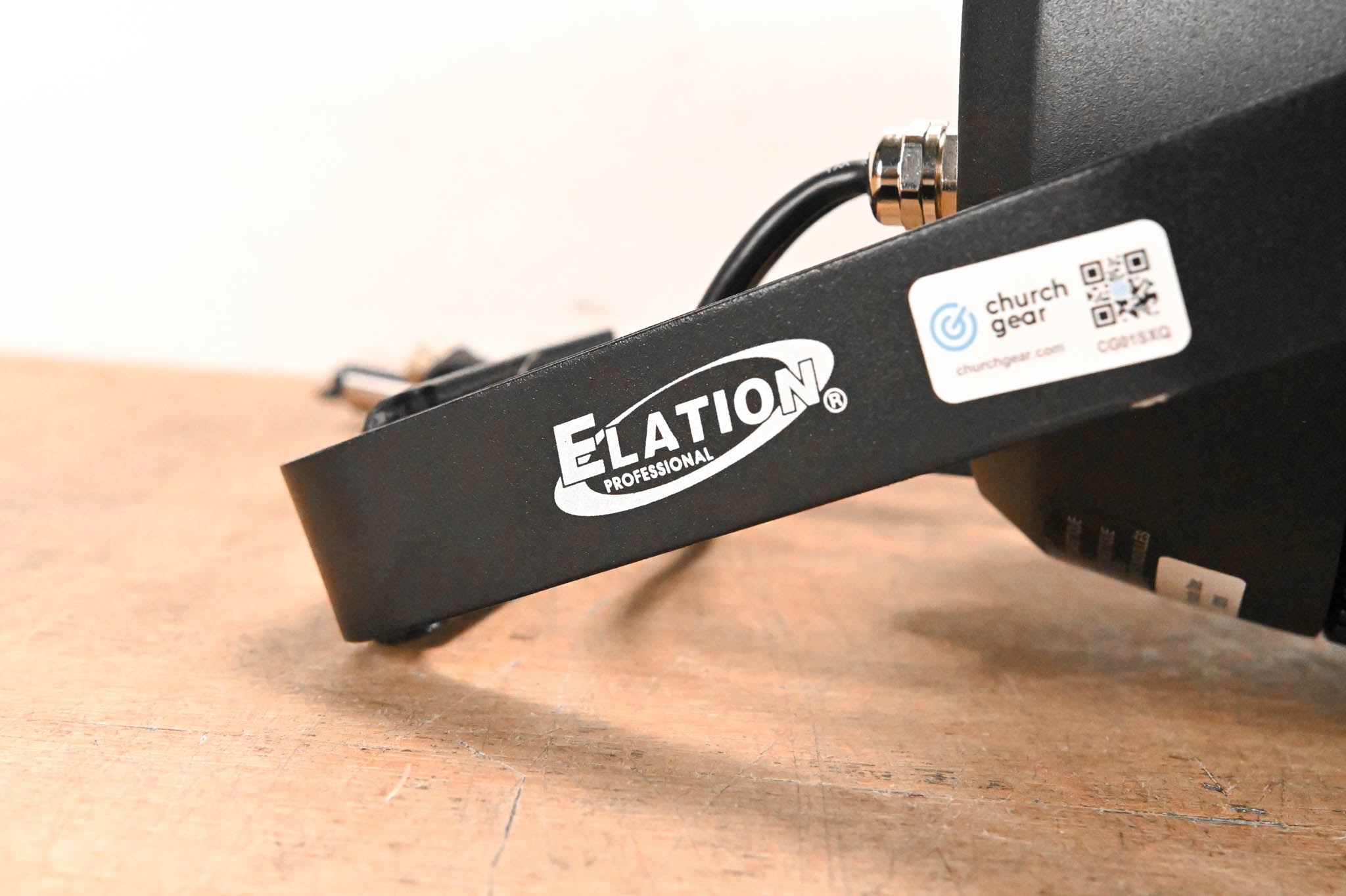 Elation Fuze Par Z120 IP 120W RGBW LED Par with Zoom (NO POWER SUPPLY)