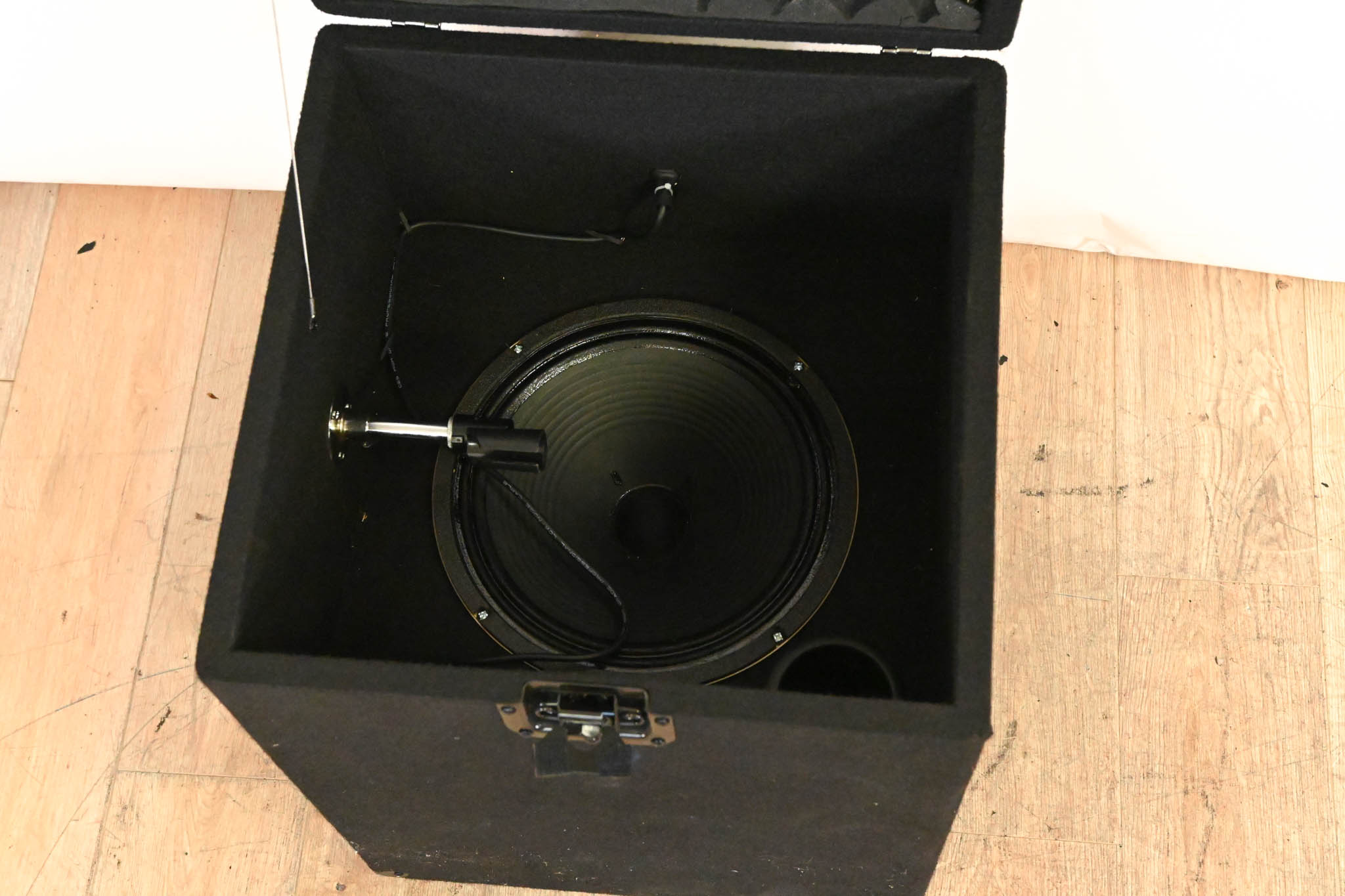 Randall ISO12C Isolation Cabinet