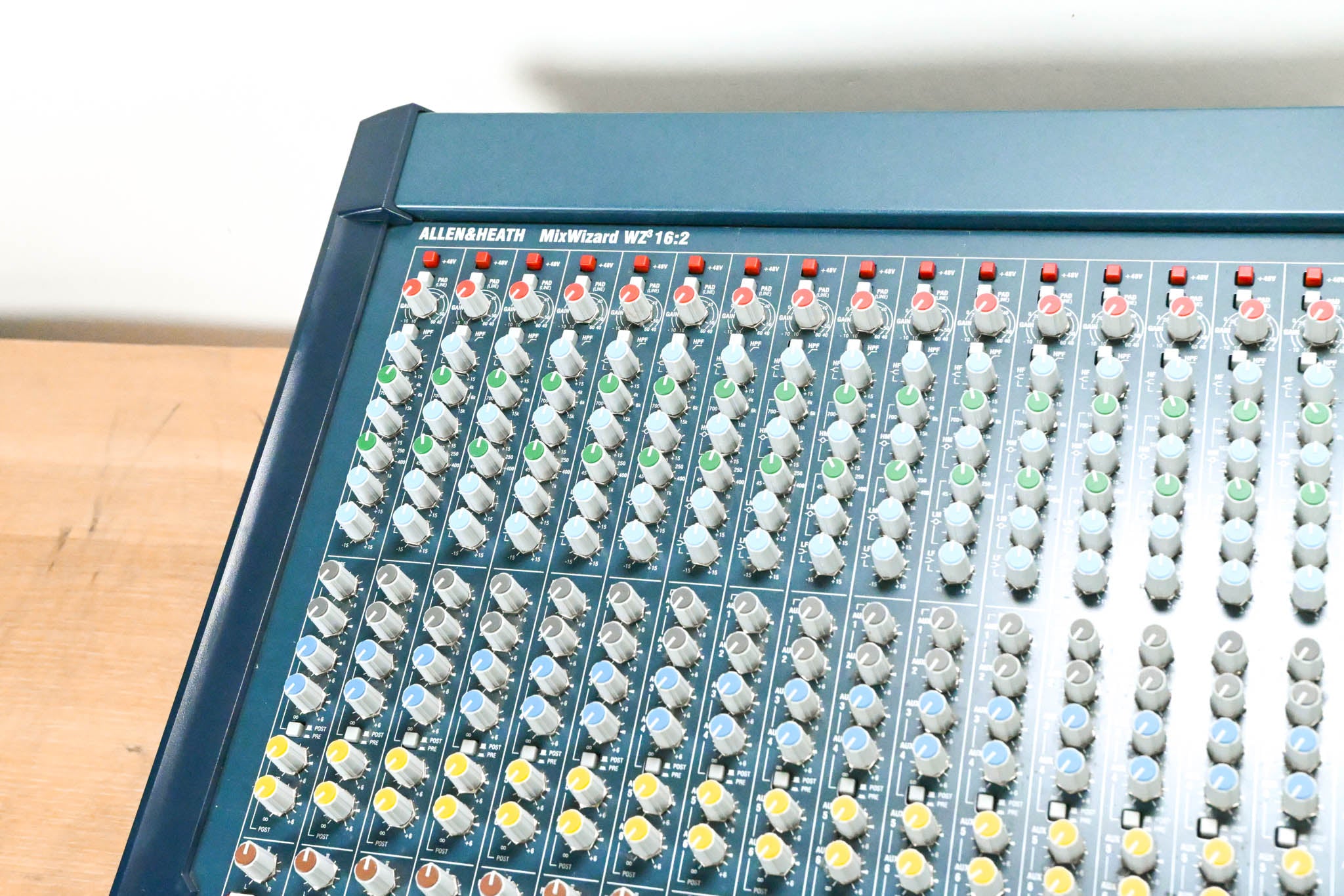 Allen & Heath MixWizard WZ3 16:2 16-Channel Analog Mixer